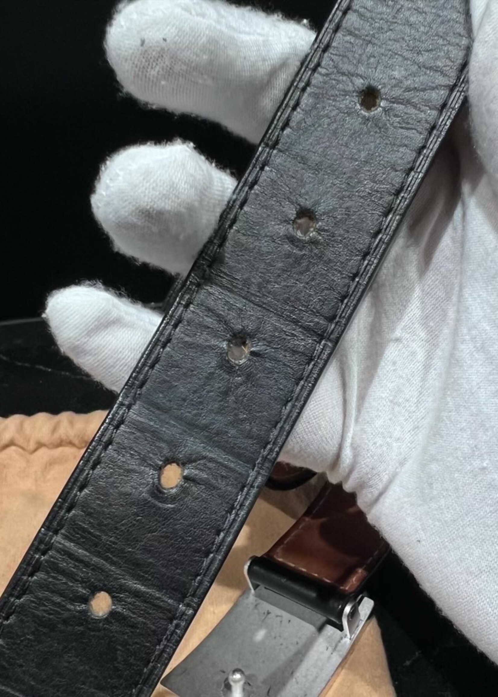 Louis Vuitton SOLD - Louis Vuitton Travelling Requisites Belt