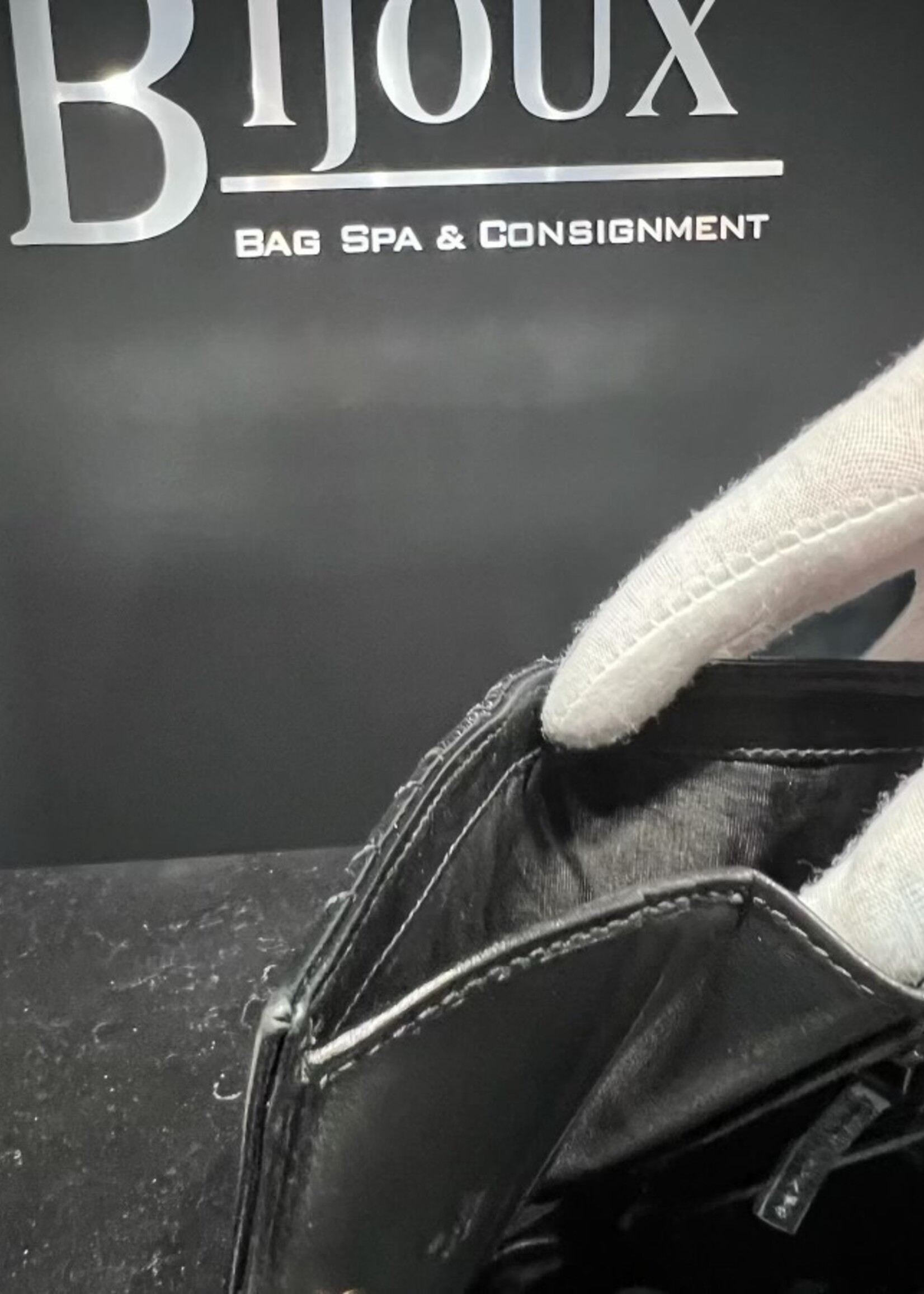 Gucci SOLD- Gucci Card Case Wallet