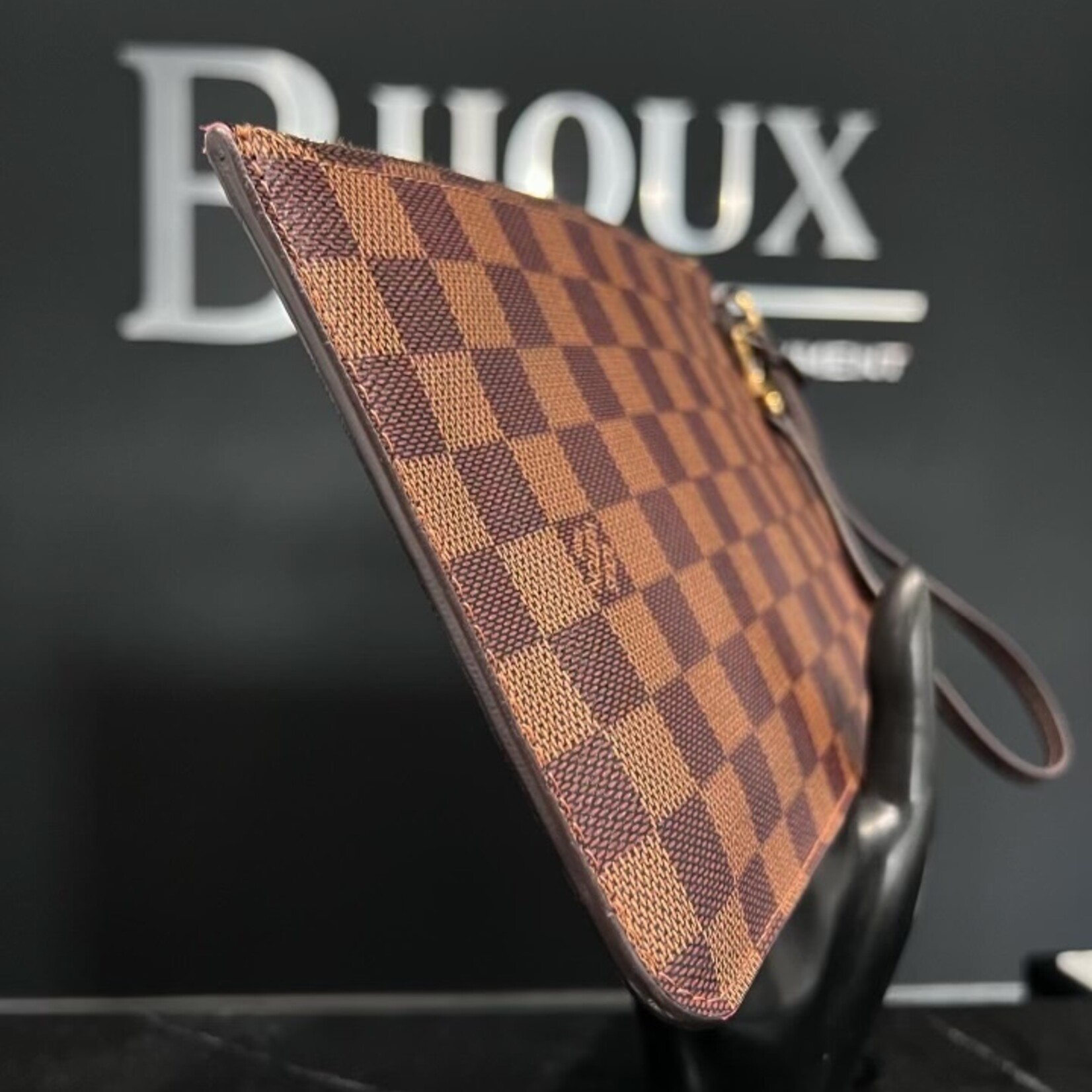 Louis Vuitton Louis Vuitton Neverfull MM Pochette Damier Ebene