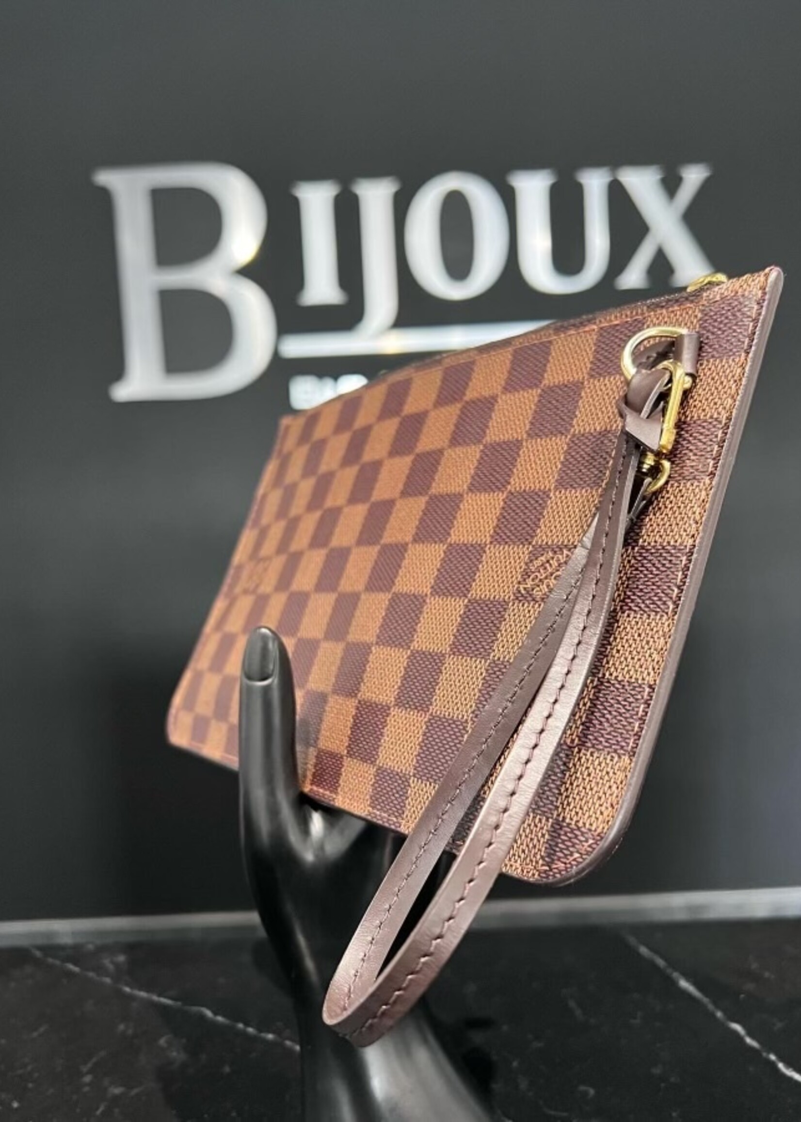 Louis Vuitton SOLD- Louis Vuitton Neverfull MM Pochette Damier Ebene