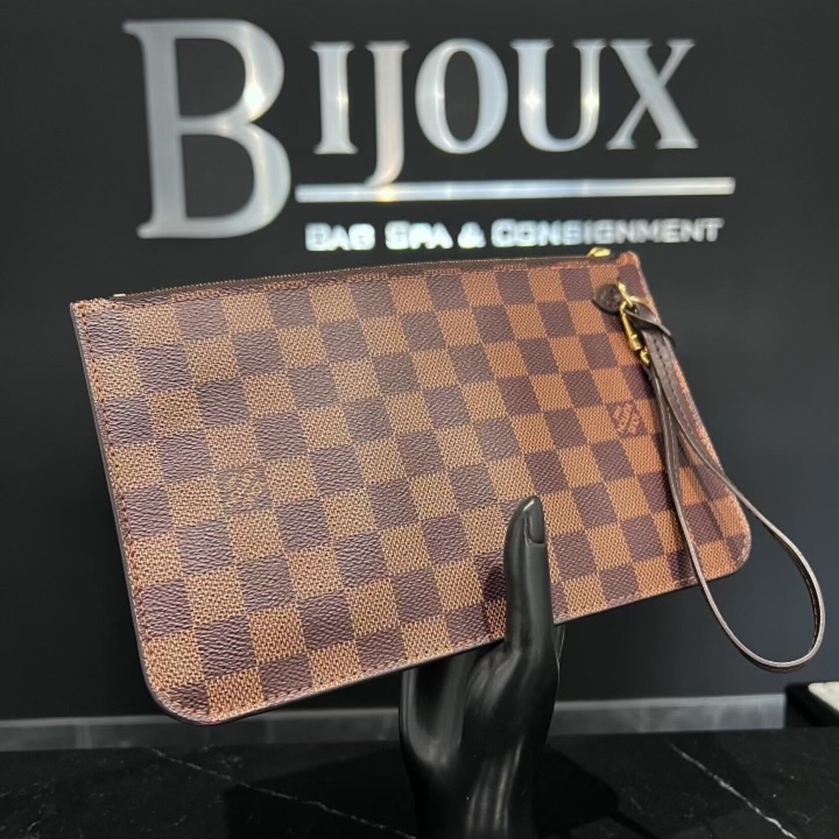 Louis Vuitton SOLD- Louis Vuitton Neverfull MM Pochette Damier Ebene