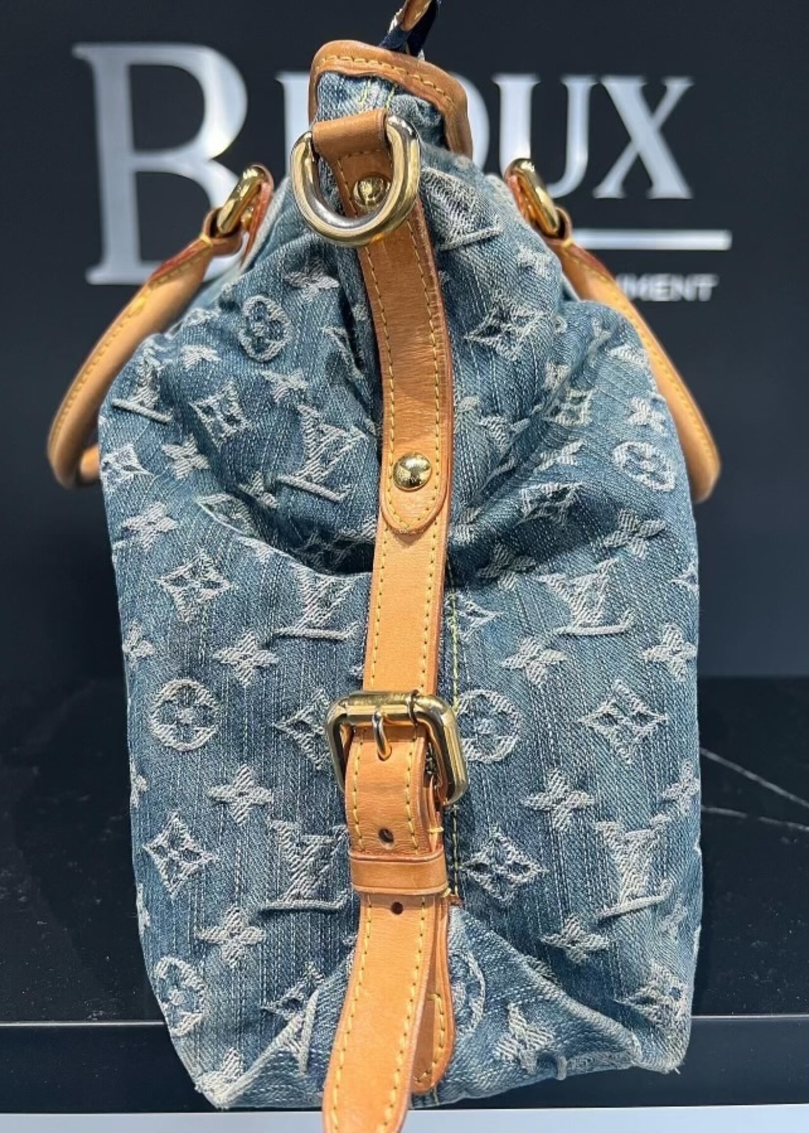 Louis Vuitton SOLD - Louis Vuitton Neo Cabby GM