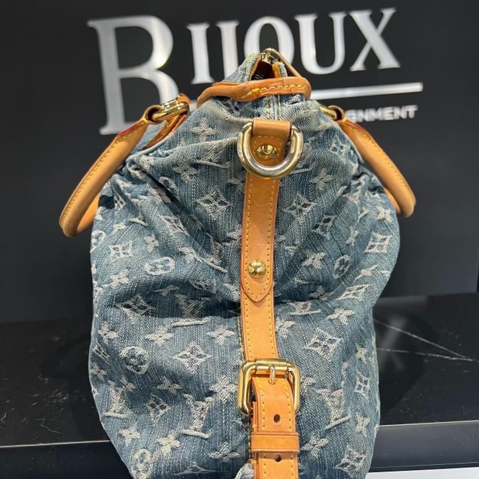 Louis Vuitton SOLD - Louis Vuitton Neo Cabby GM
