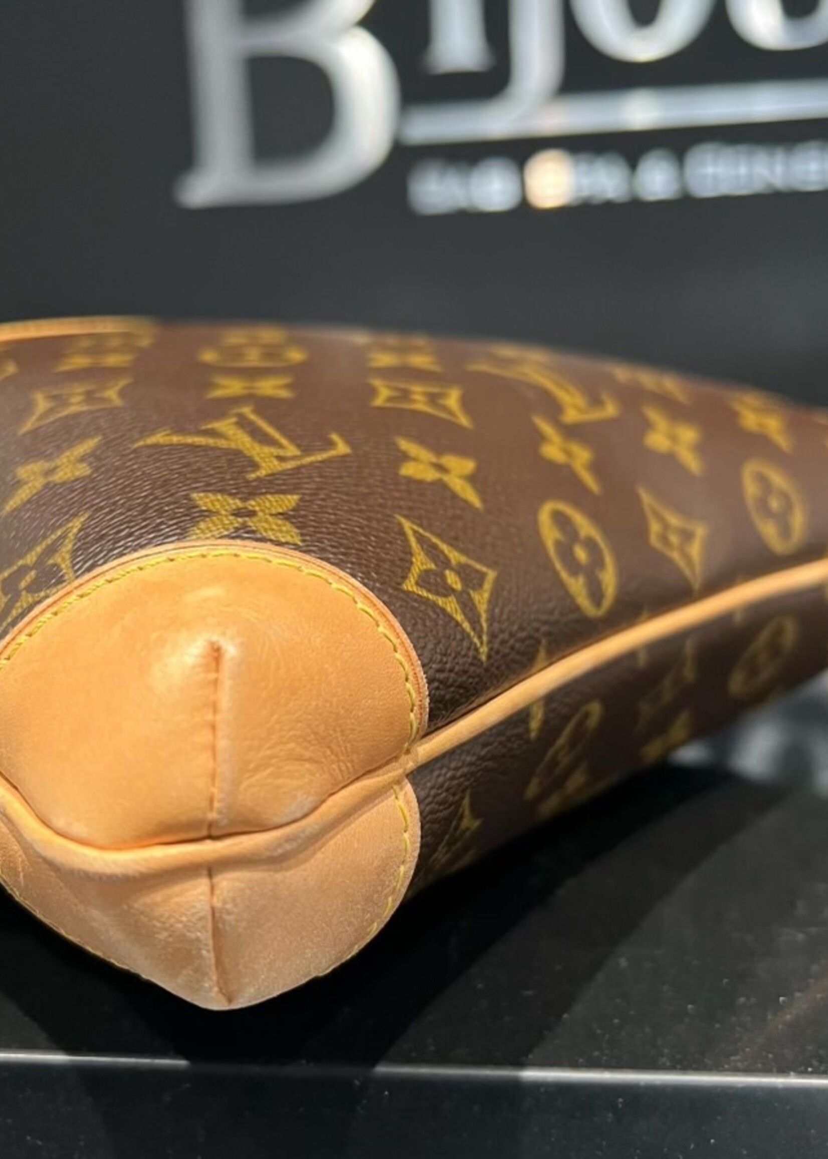 Louis Vuitton SOLD - Louis Vuitton Sac Coussin PM