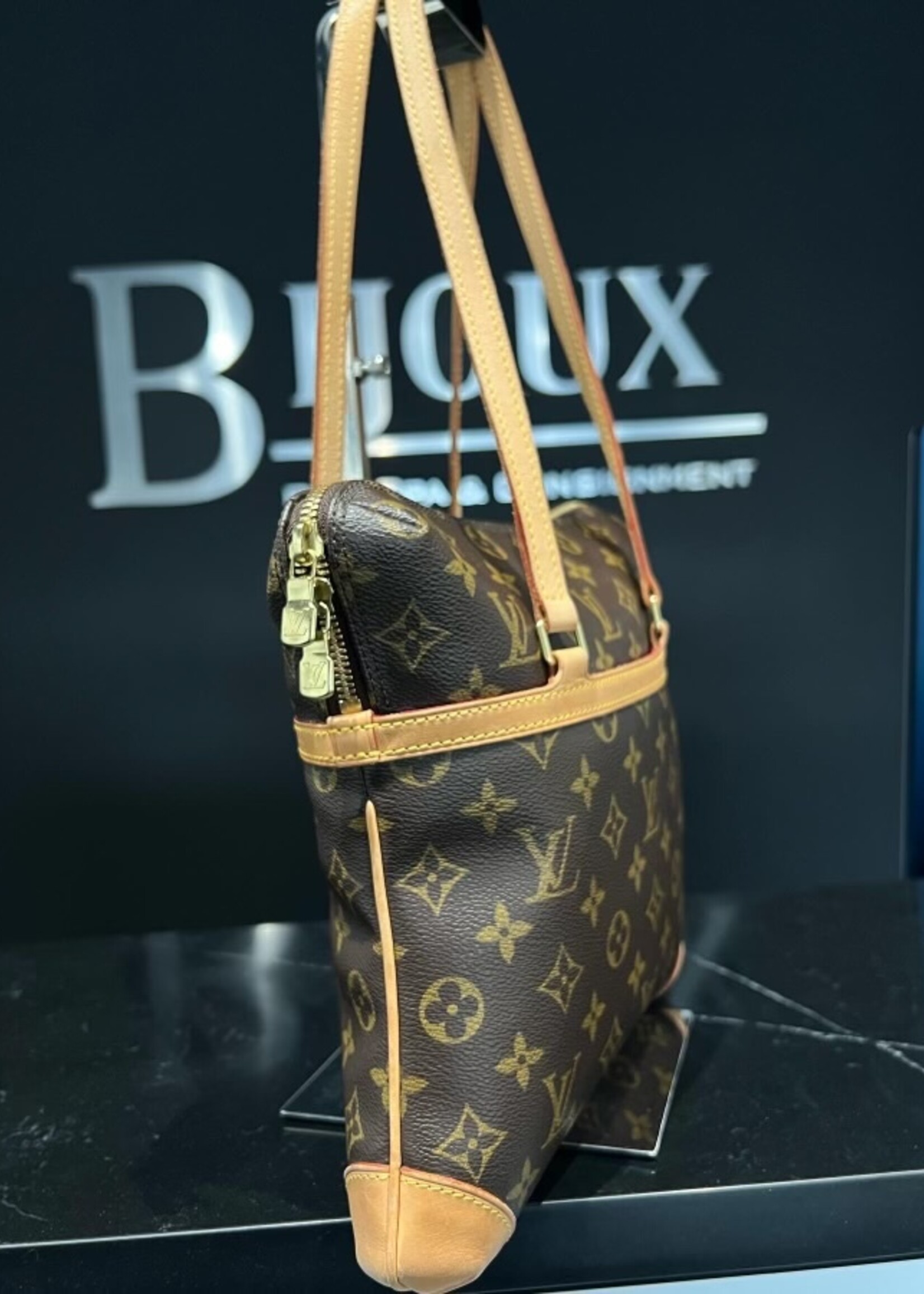 Louis Vuitton SOLD - Louis Vuitton Sac Coussin PM