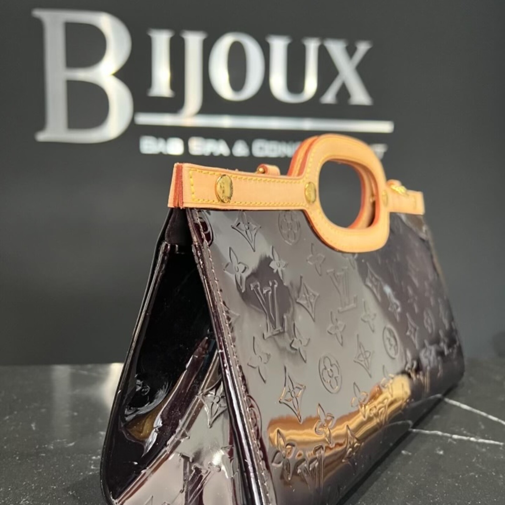 Louis Vuitton SOLD - Louis Vuitton Roxbury Amarante
