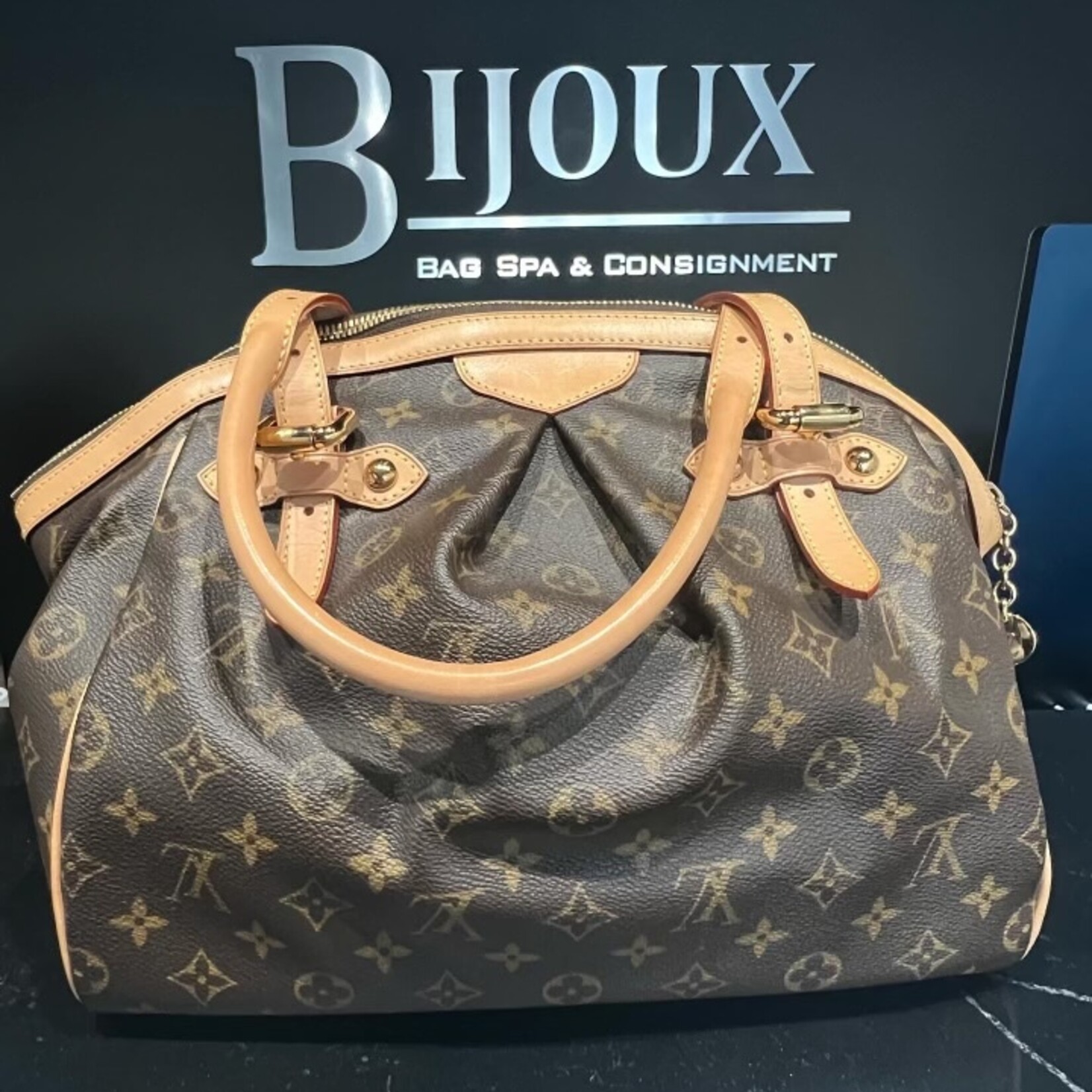 Louis Vuitton SOLD - Louis Vuitton Tivoli GM