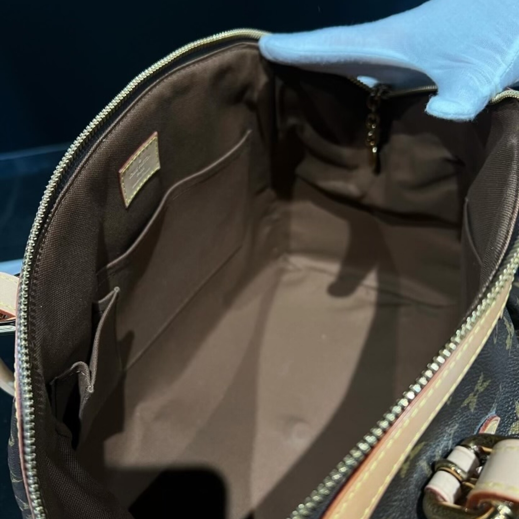 Louis Vuitton SOLD - Louis Vuitton Tivoli GM