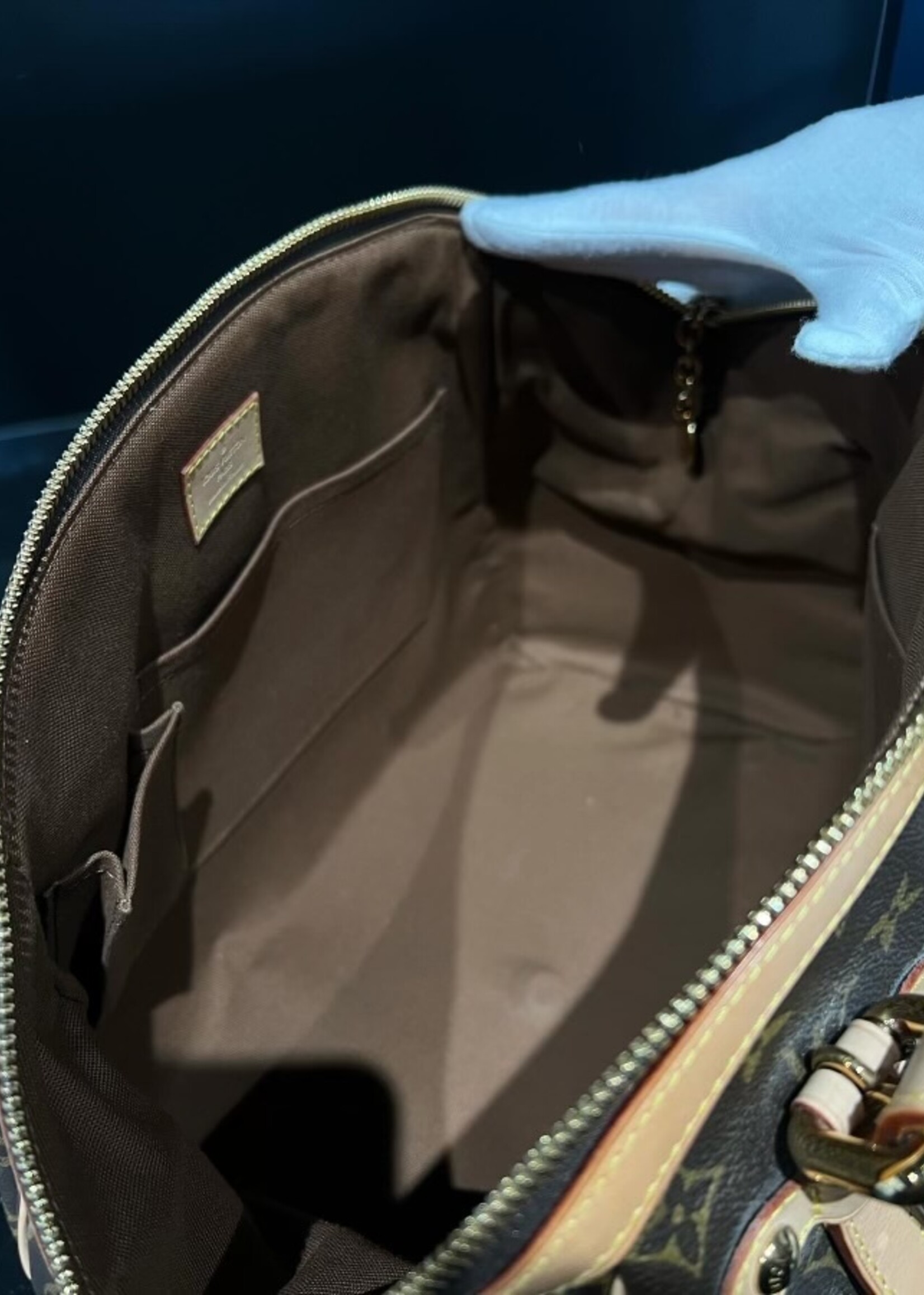 Louis Vuitton SOLD - Louis Vuitton Tivoli GM