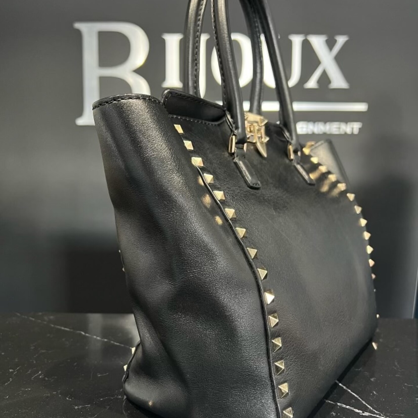 Valentino SOLD- Valentino Garavani Rockstud Medium Bag
