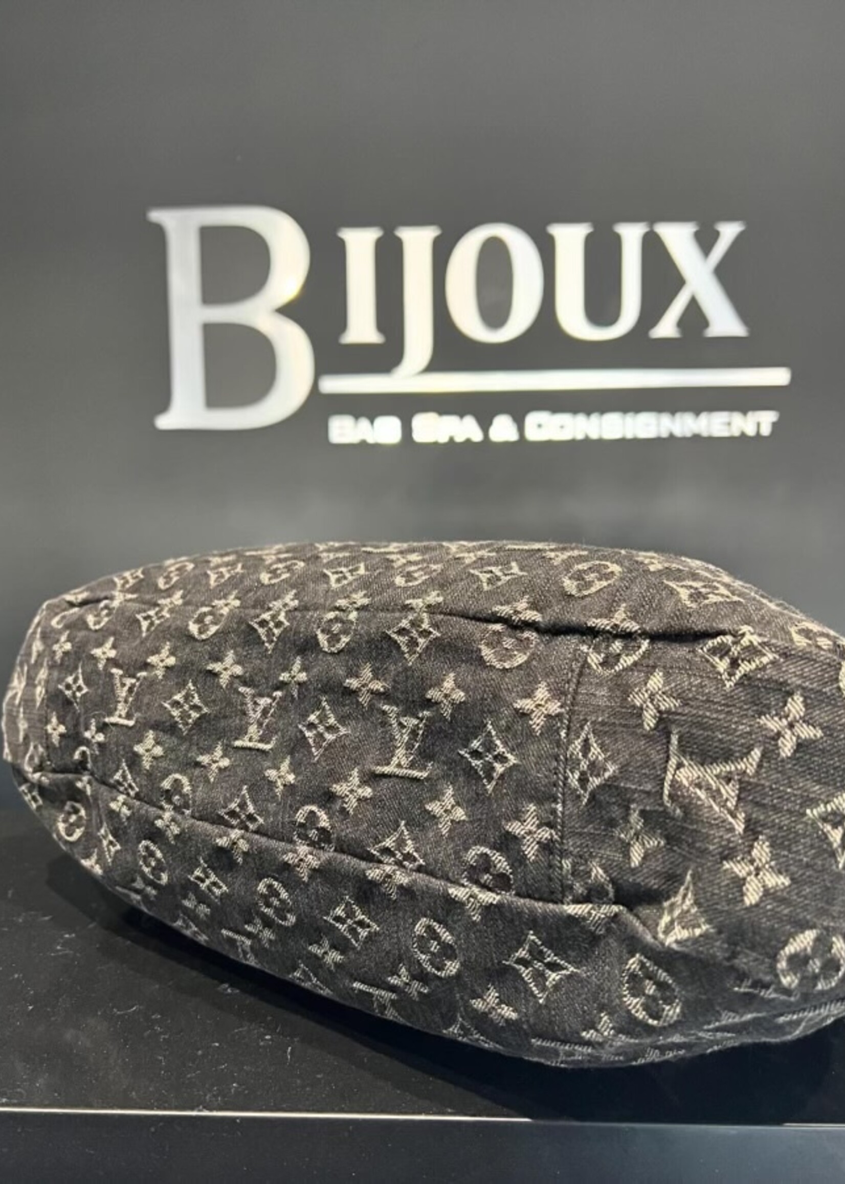 Louis Vuitton SOLD - Louis Vuitton Daily Denim