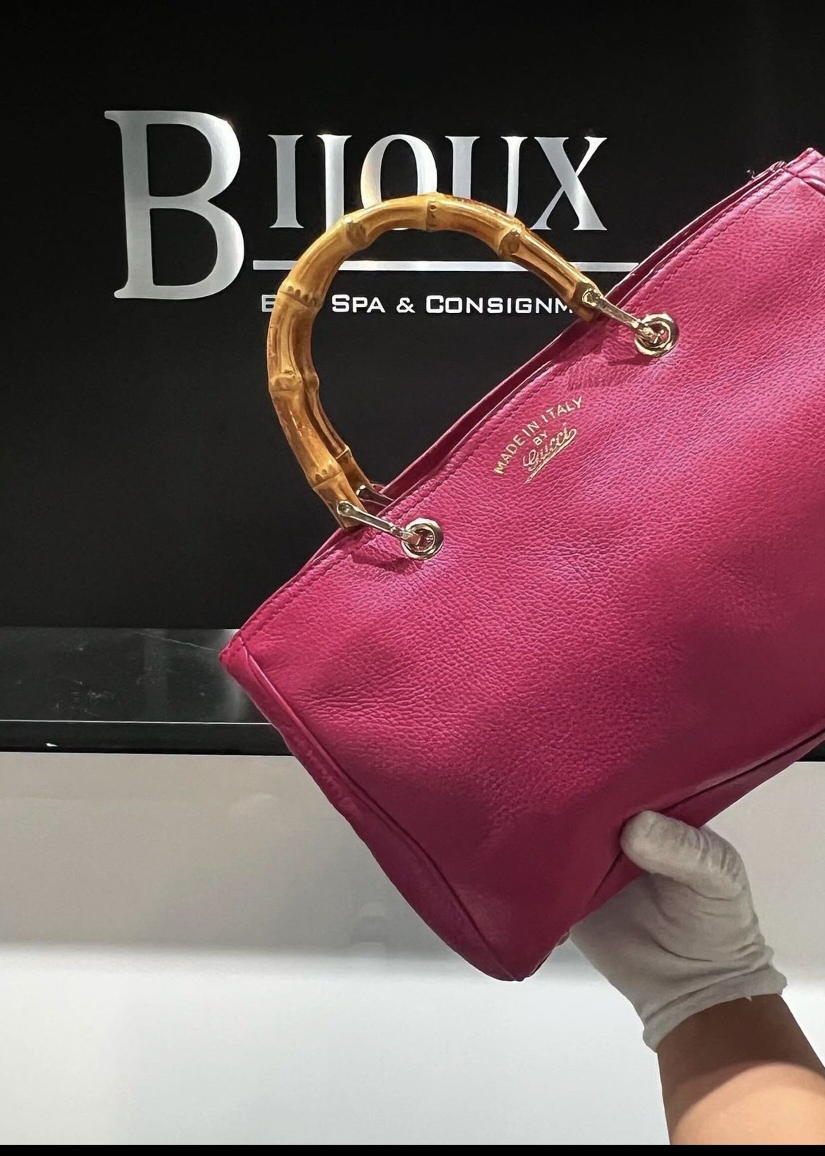 Gucci SOLD - Gucci Bamboo Handle Pebbled Leather Bag