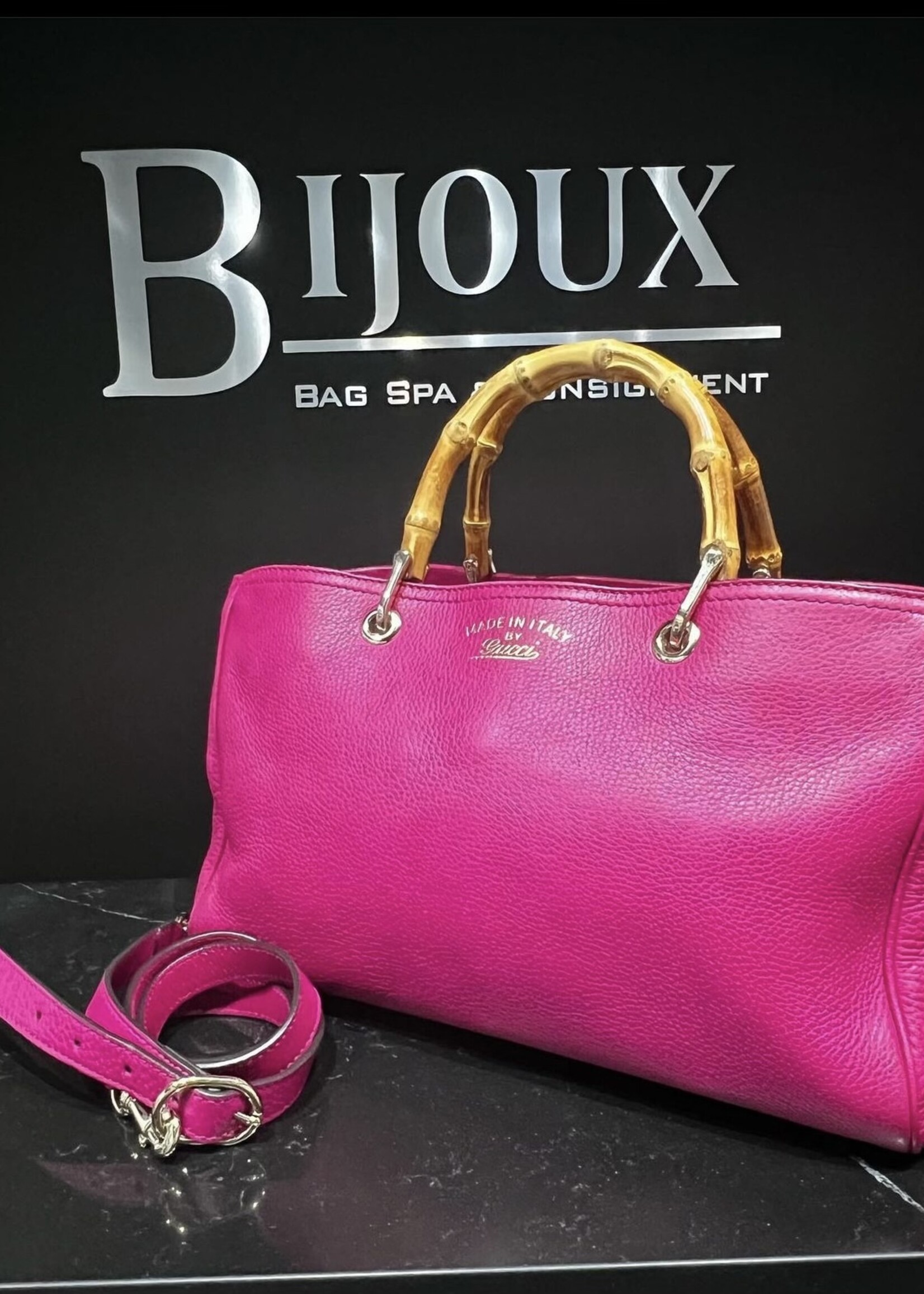 Gucci SOLD - Gucci Bamboo Handle Pebbled Leather Bag