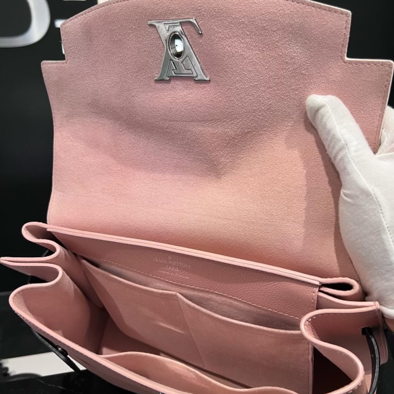 Louis Vuitton SOLD- Louis Vuitton Lockme Ever MM