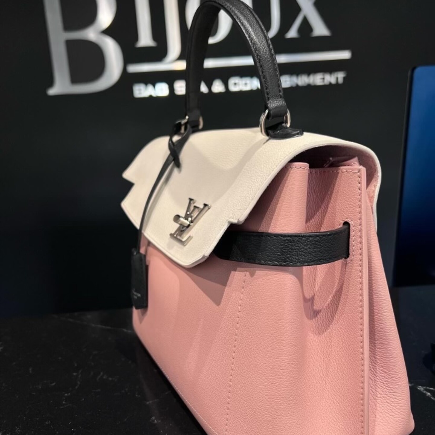 Louis Vuitton SOLD- Louis Vuitton Lockme Ever MM