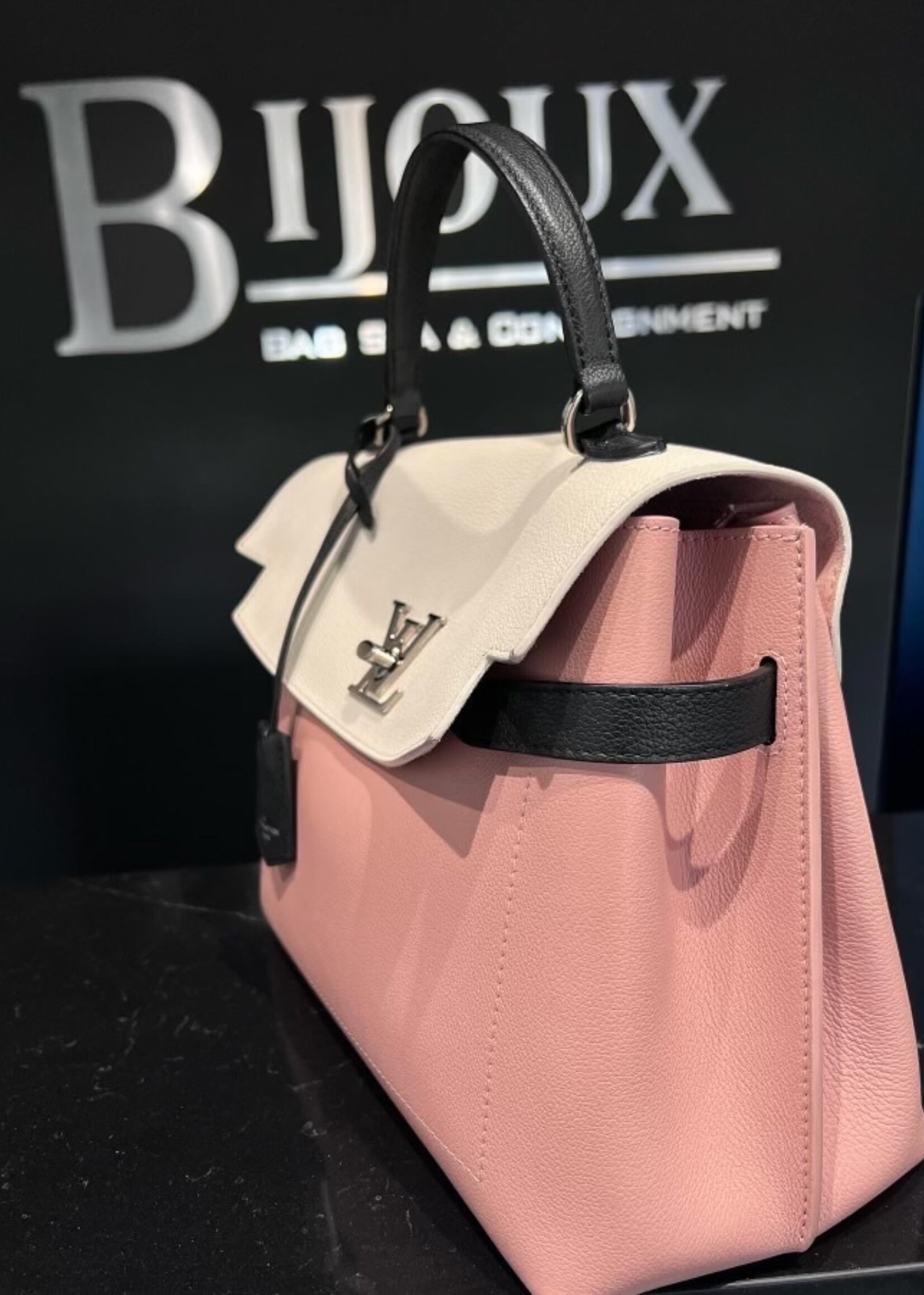 Louis Vuitton SOLD- Louis Vuitton Lockme Ever MM