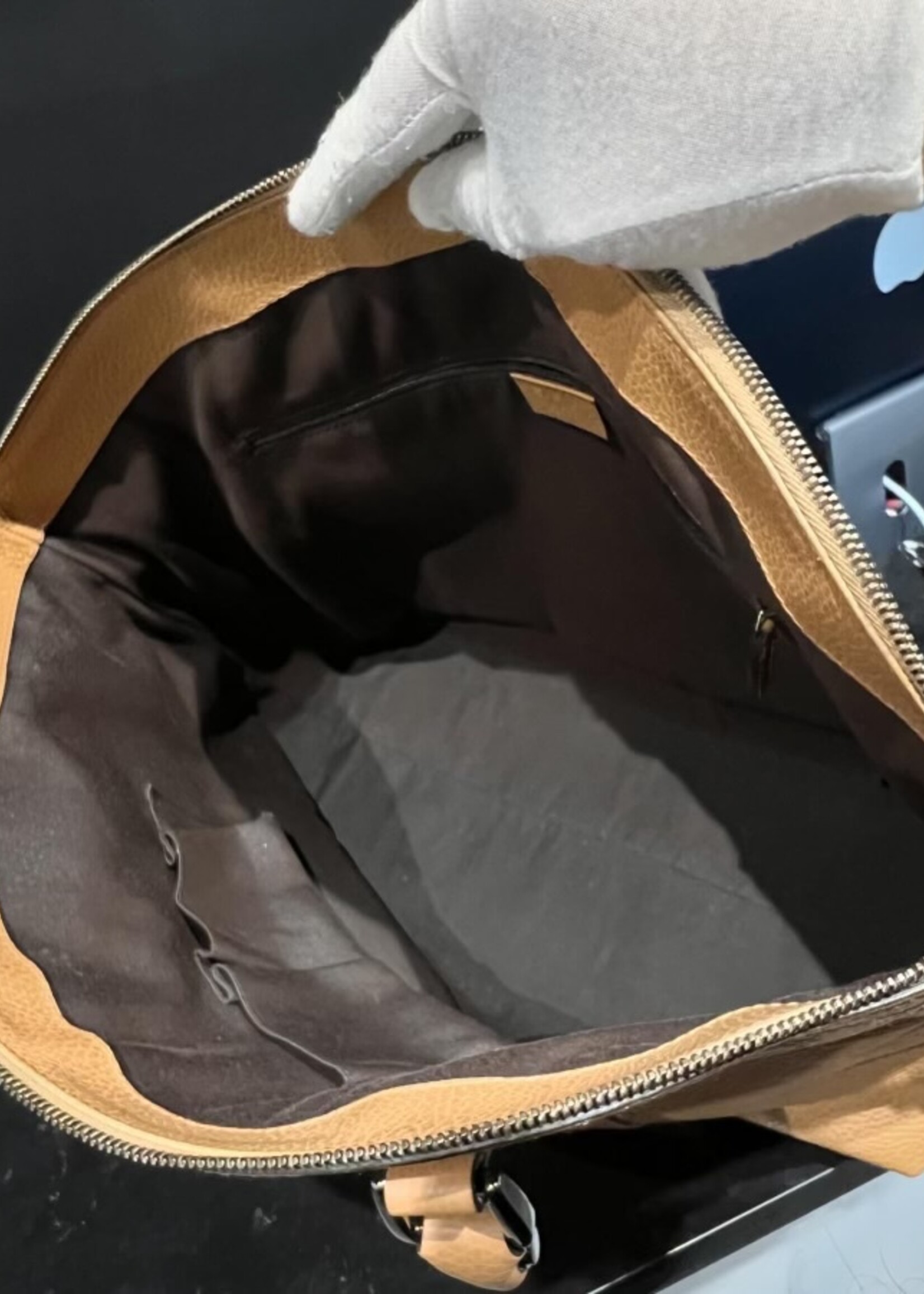 Gucci SOLD - Gucci Large Pebbled Dome Tote