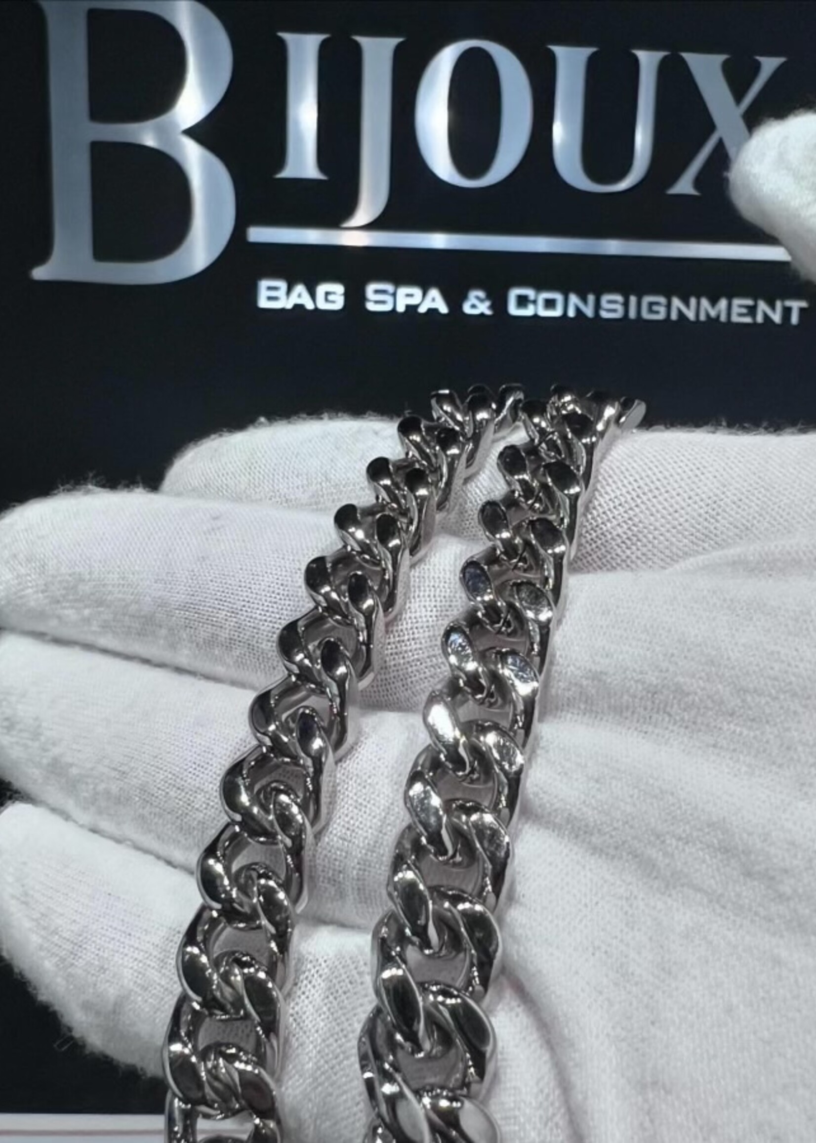 Saint Laurent SOLD - Saint Laurent Medium Envelope Pale Pink