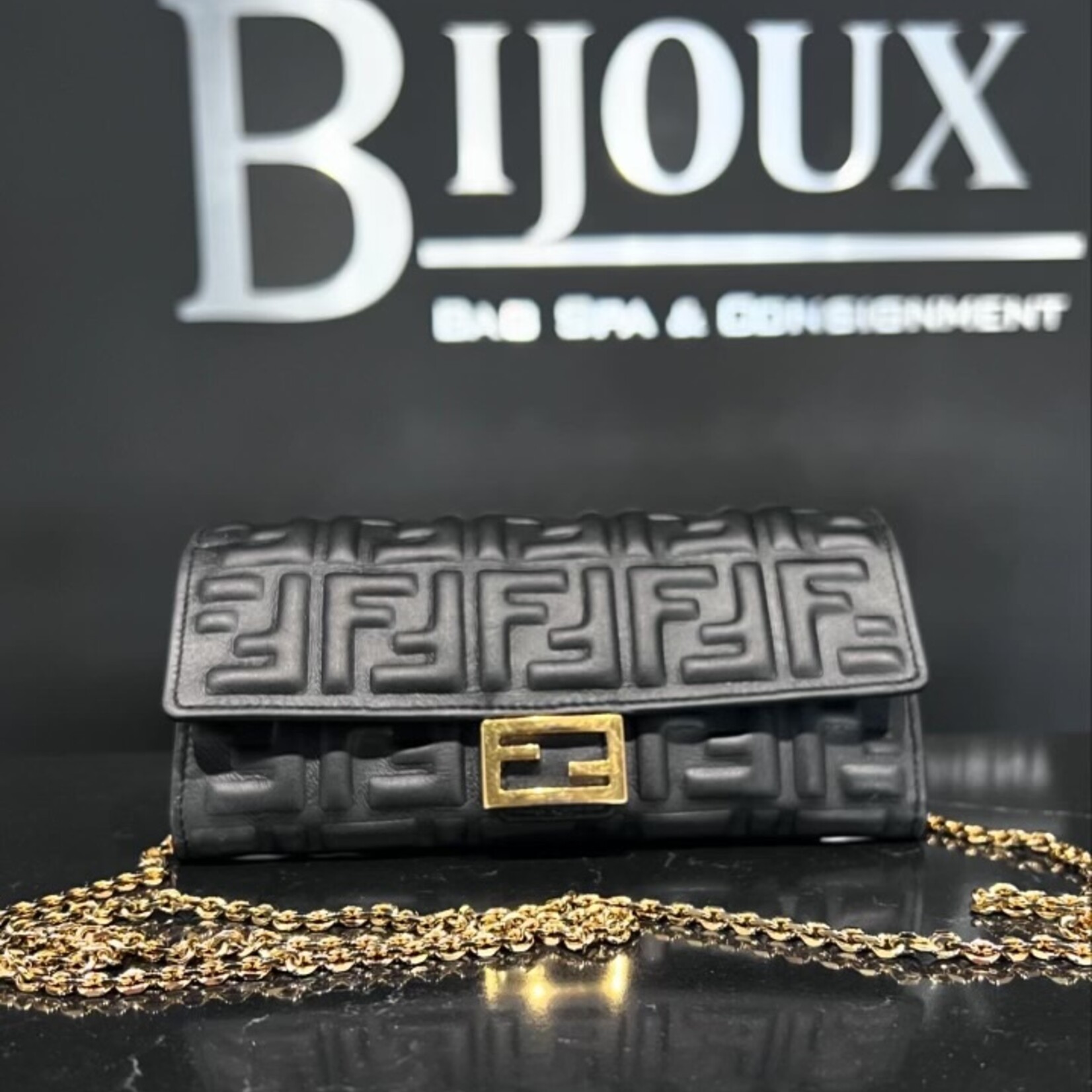 Fendi SOLD - Fendi Baguette Continental Wallet on Chain