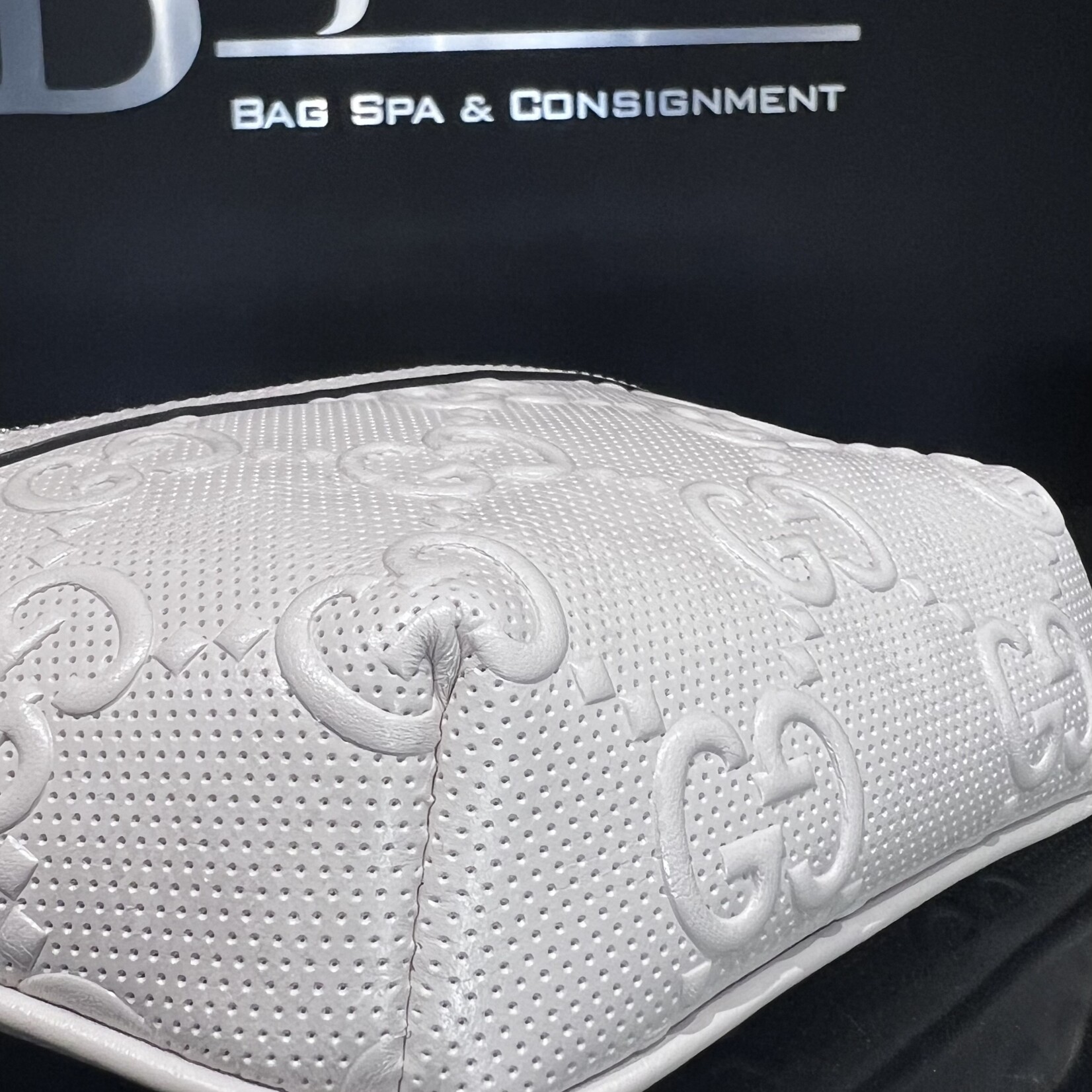 Gucci SOLD- Gucci Guccissima White Belt Bag
