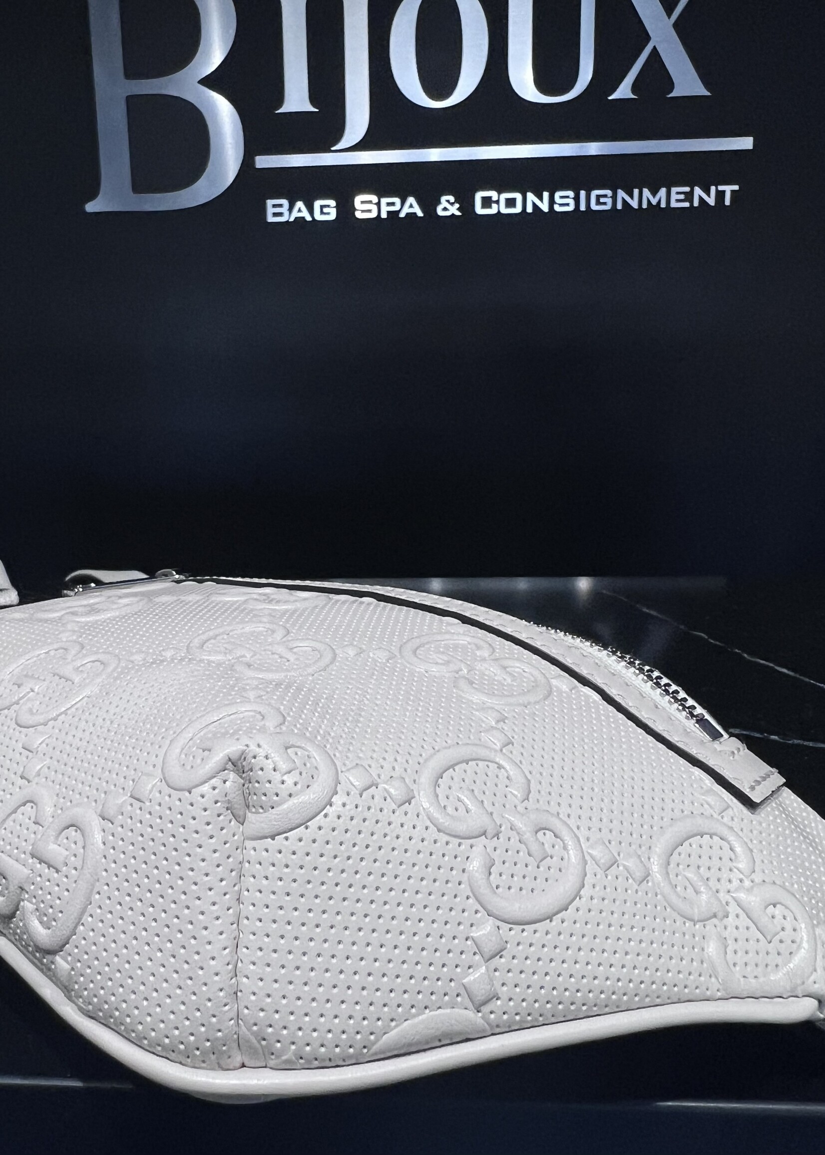 Gucci SOLD- Gucci Guccissima White Belt Bag