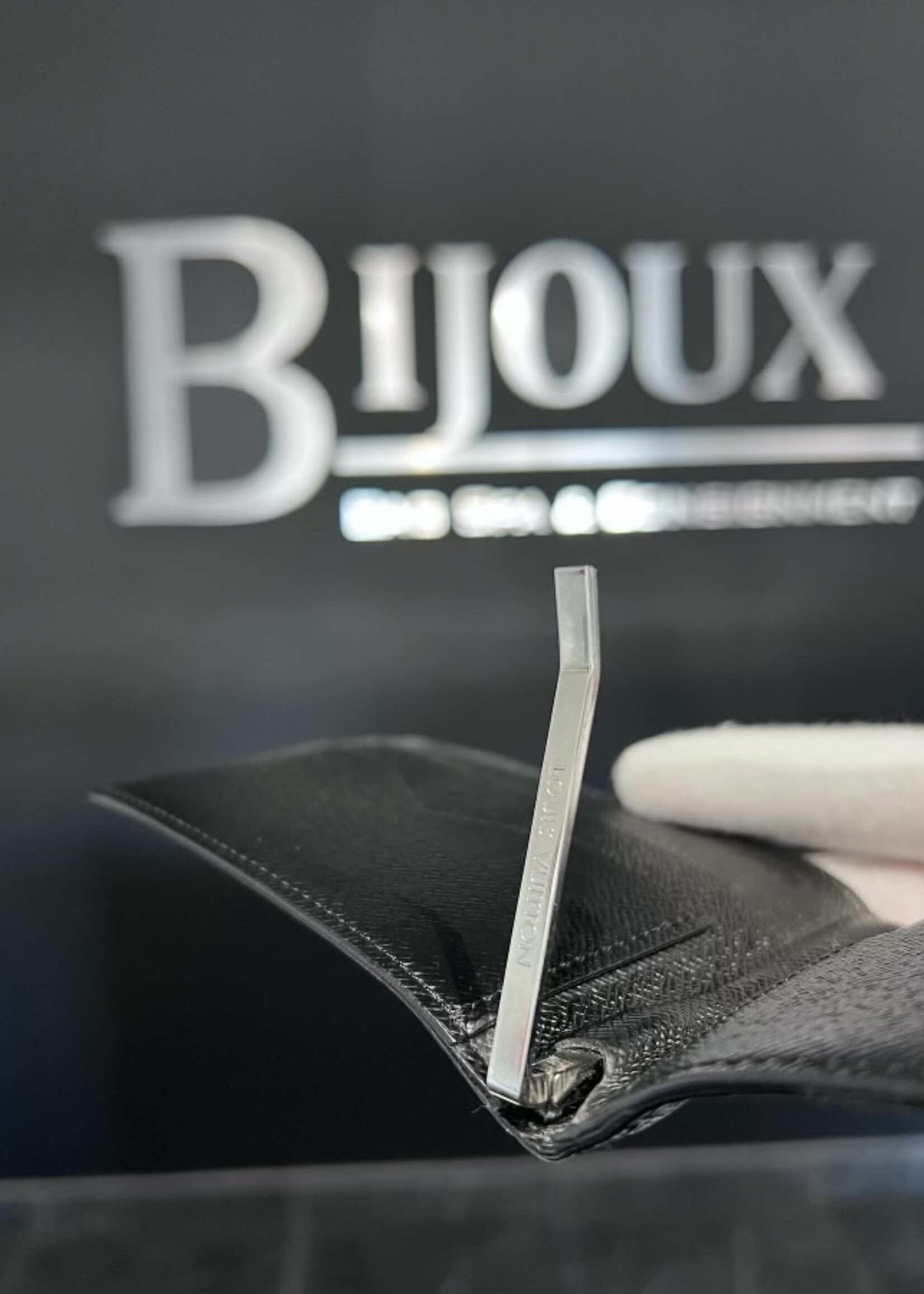 Louis Vuitton SOLD - Louis Vuitton Mens Wallet