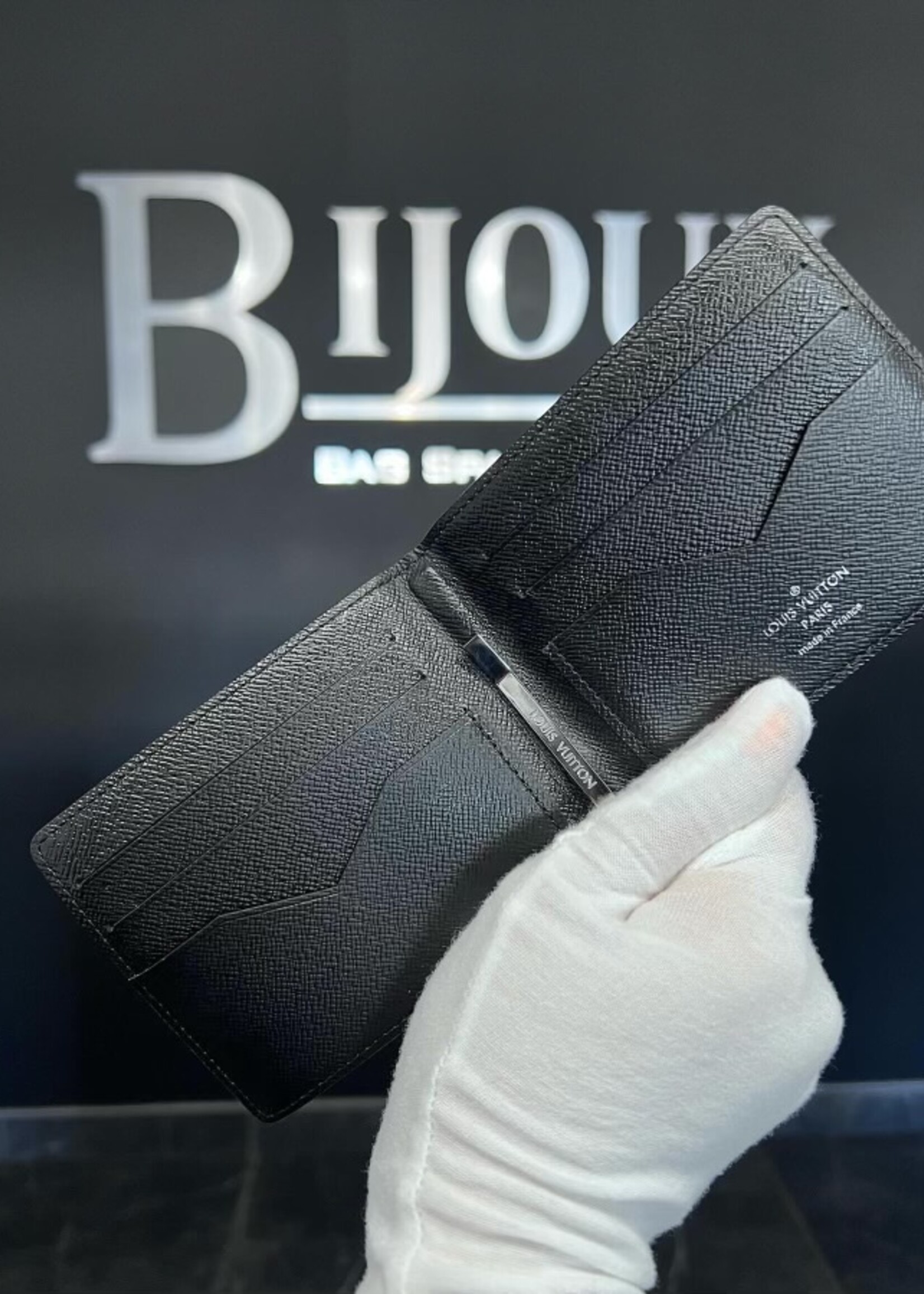 Louis Vuitton SOLD - Louis Vuitton Mens Wallet