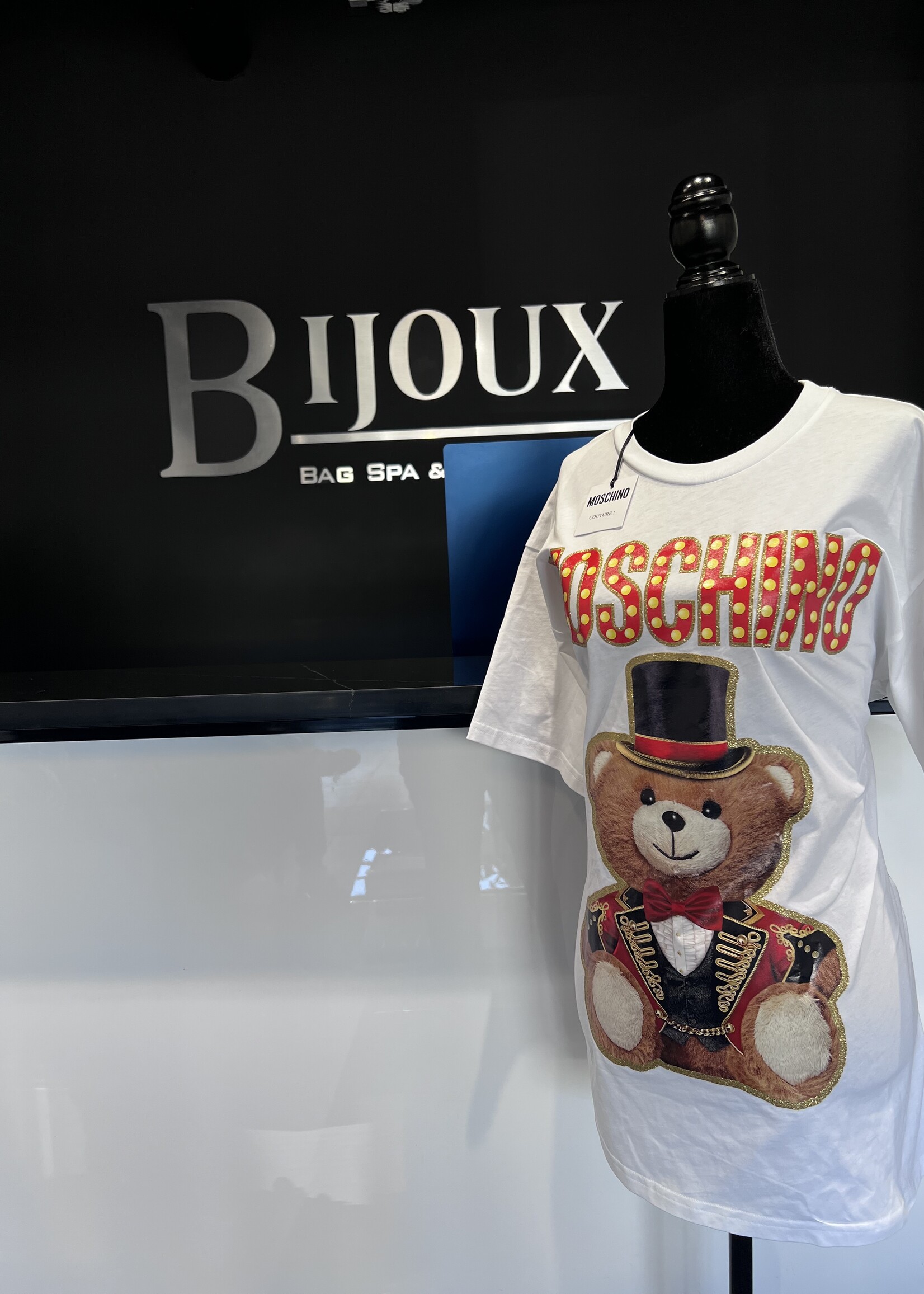 SOLD - Moschino Cotton T-Shirt XS