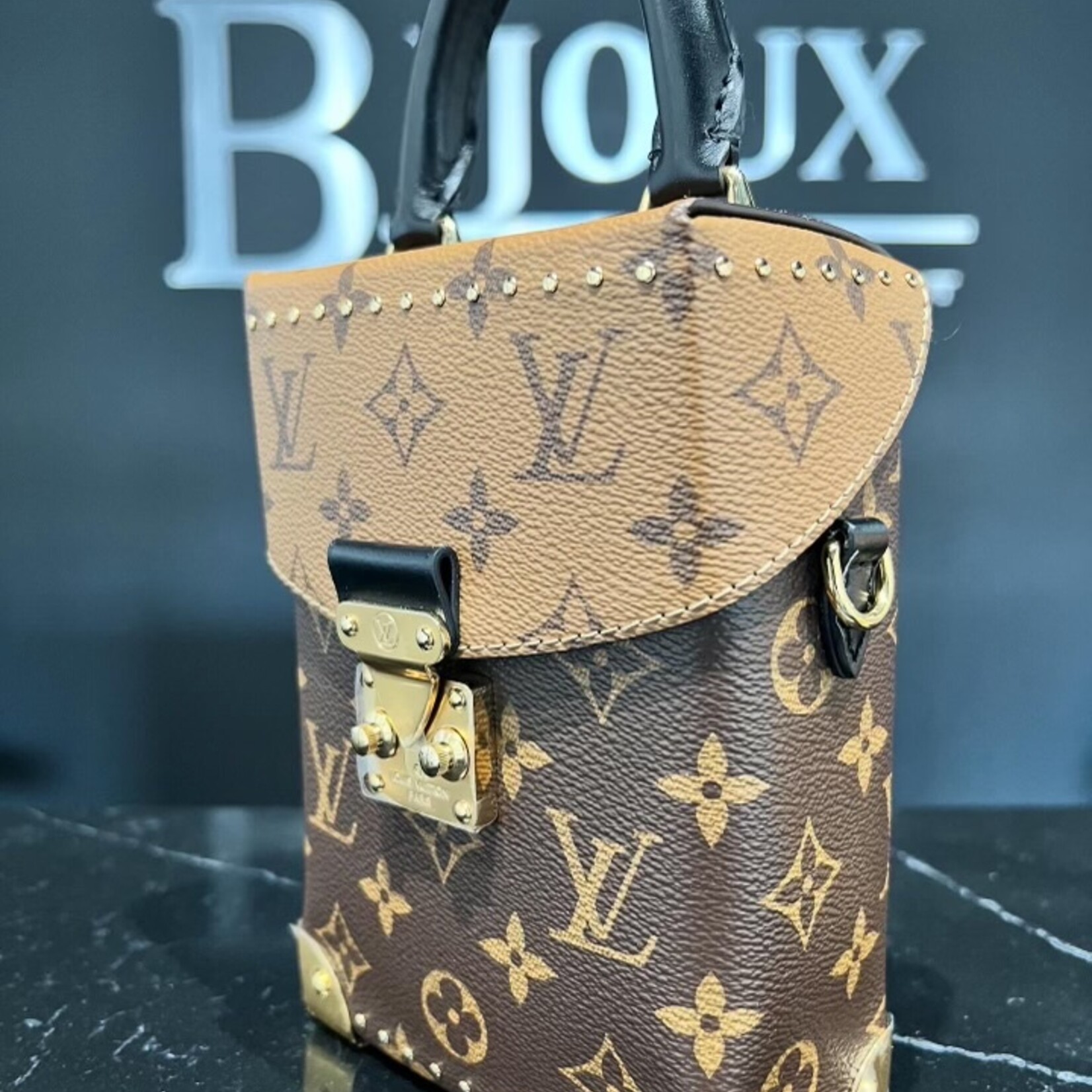 Louis Vuitton SOLD - Louis Vuitton Reverse Monogram Camera Box