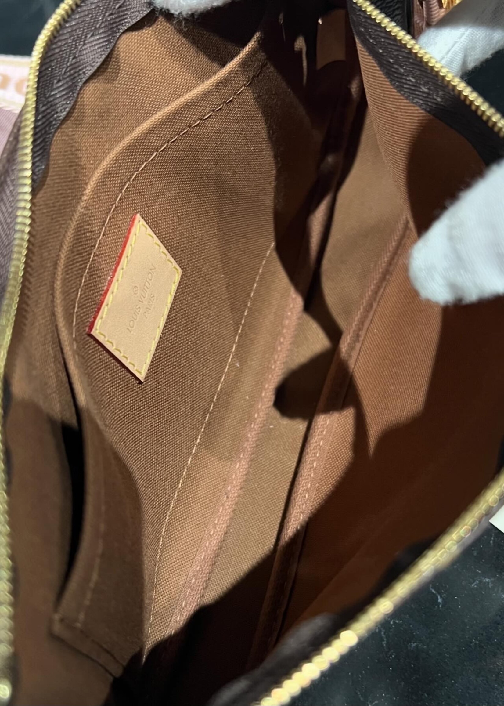 Louis Vuitton SOLD- Louis Vuitton Multi Pochette Rose Clair