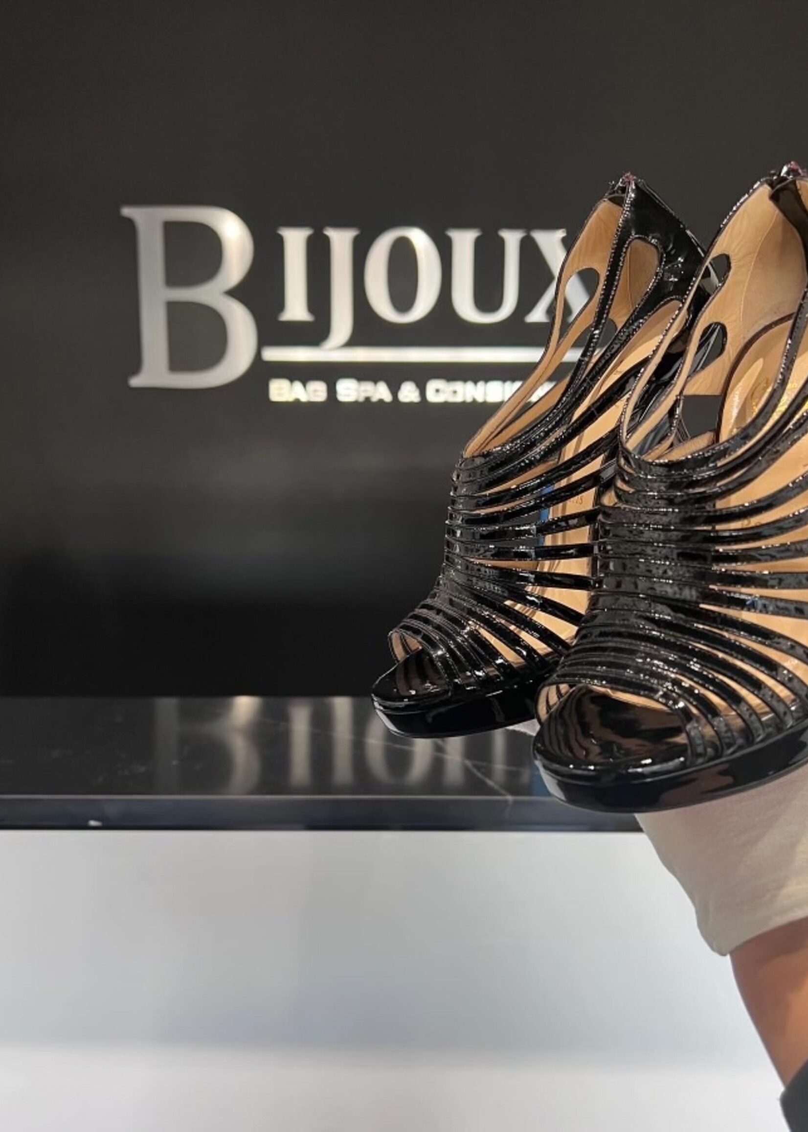 Christian Louboutin Christian Louboutin DisQueen Cage Wedges- 39