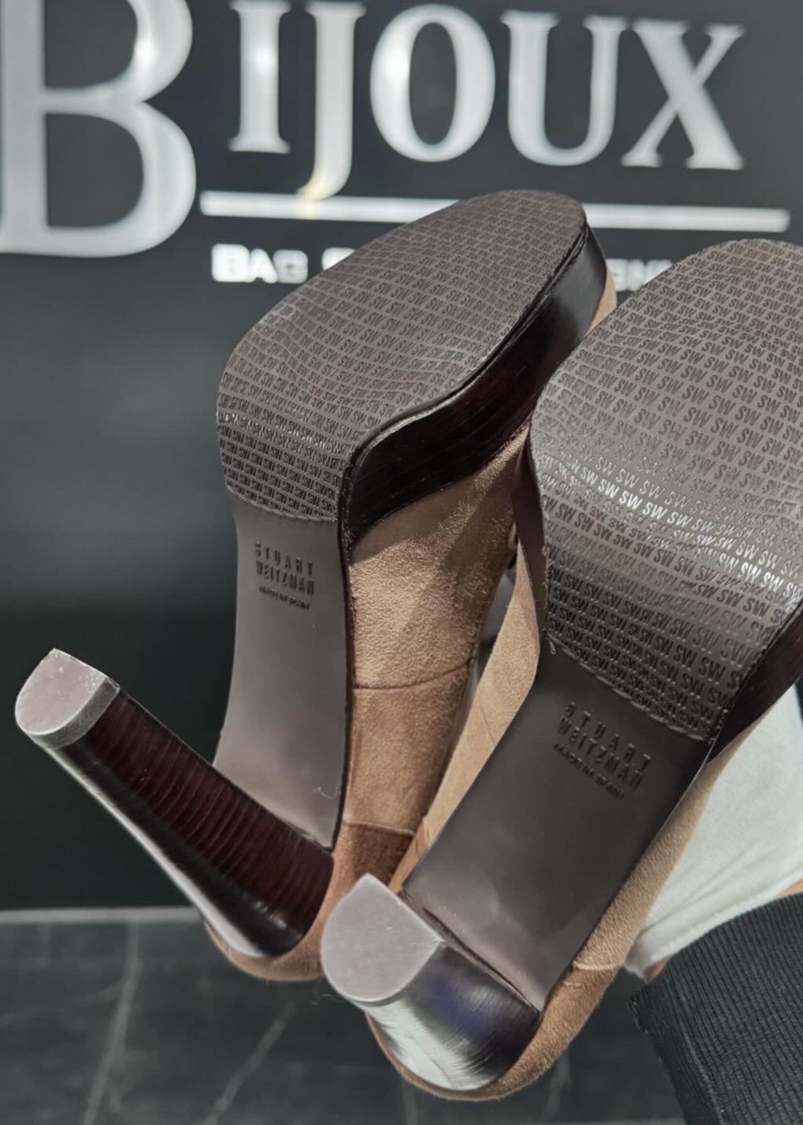 Stuart Weitzman SOLD- Stuart Weitzman Pumps 37