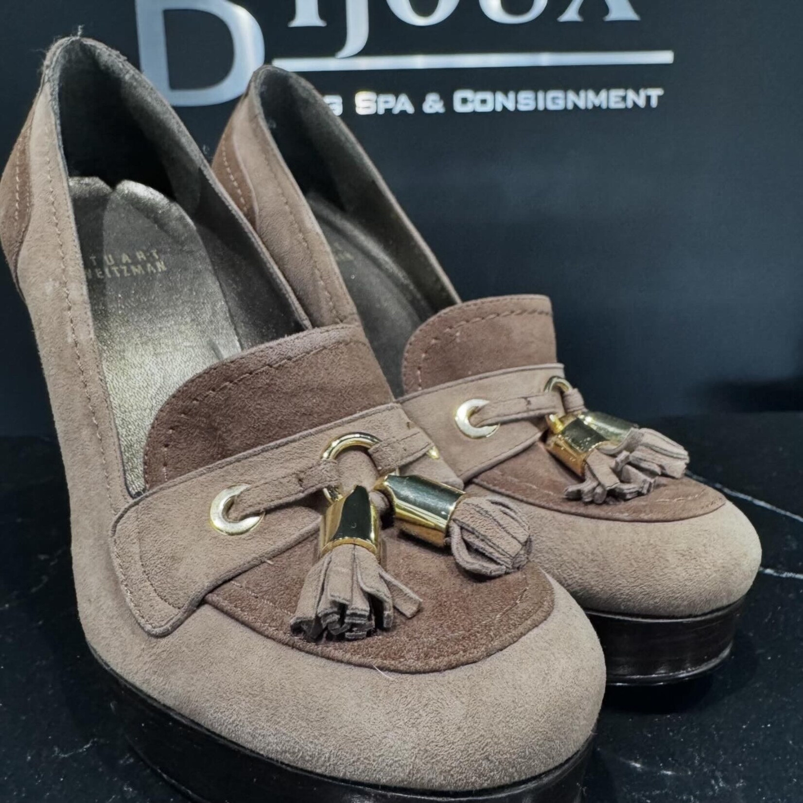 Stuart Weitzman SOLD- Stuart Weitzman Pumps 37