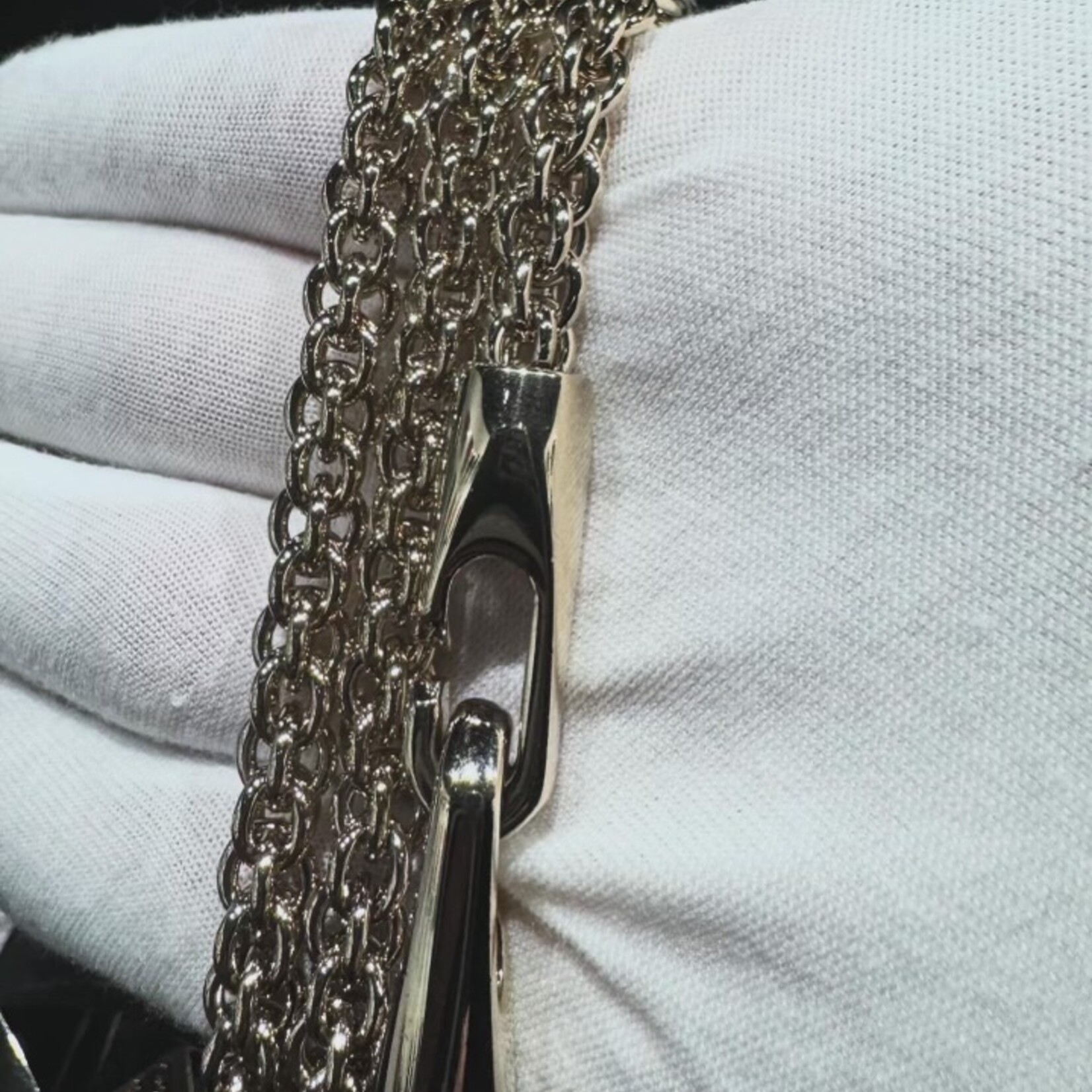 Valentino SOLD - Valentino Garavani Medium Glam Lock