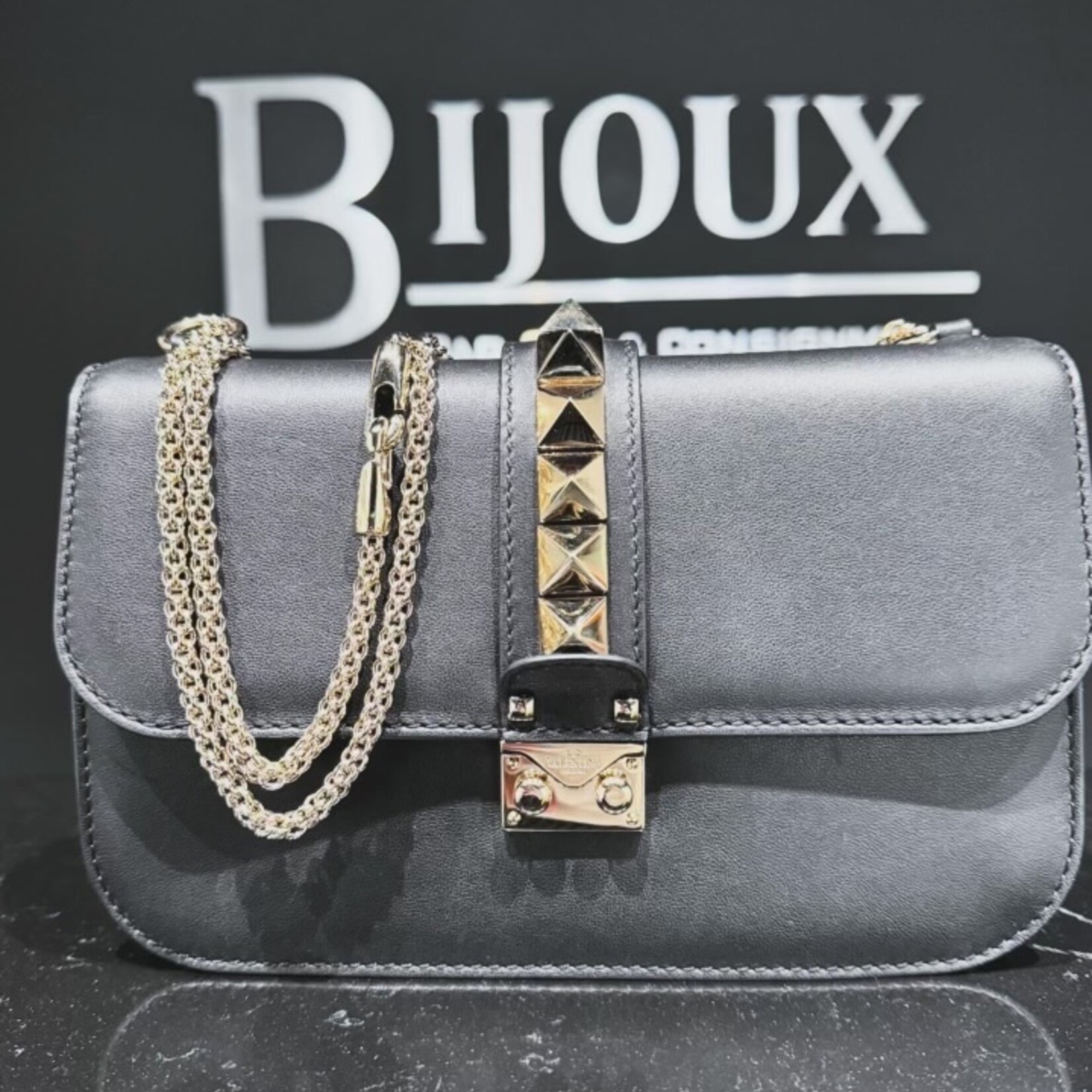 Valentino SOLD - Valentino Garavani Medium Glam Lock