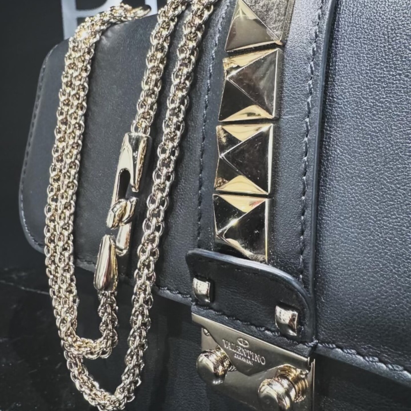 Valentino SOLD - Valentino Garavani Medium Glam Lock