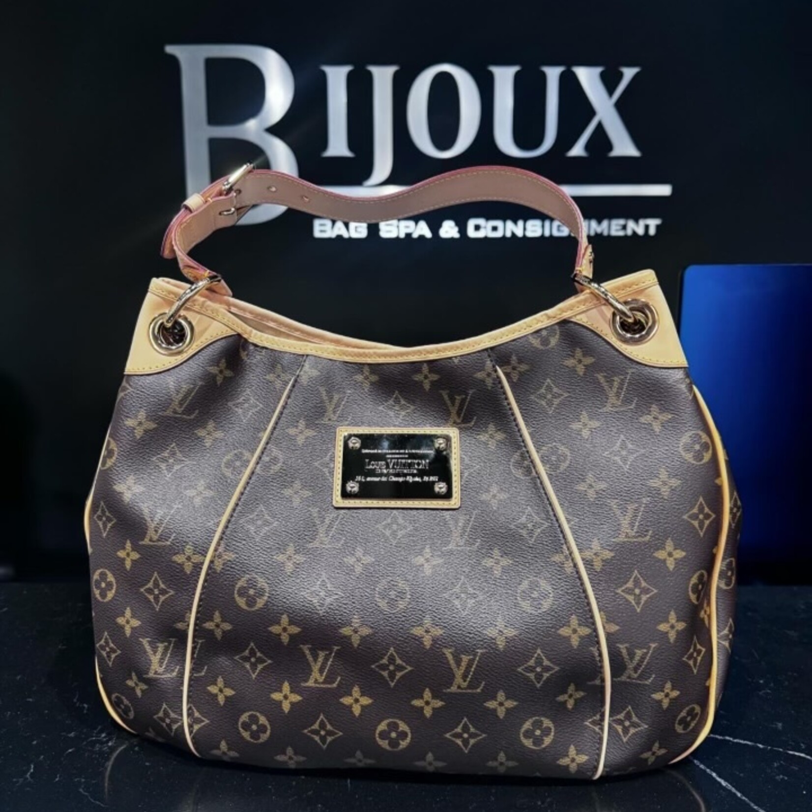 Louis Vuitton SOLD - Louis Vuitton Galliera PM