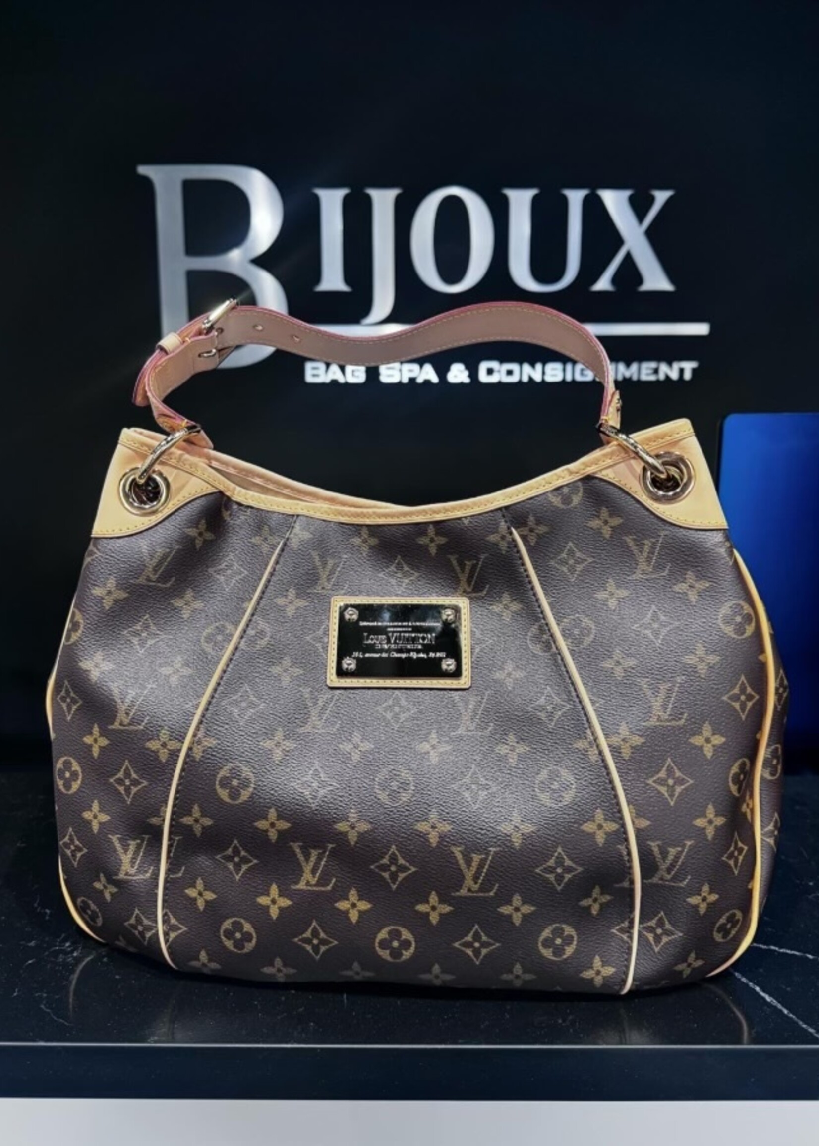 Louis Vuitton SOLD - Louis Vuitton Galliera PM