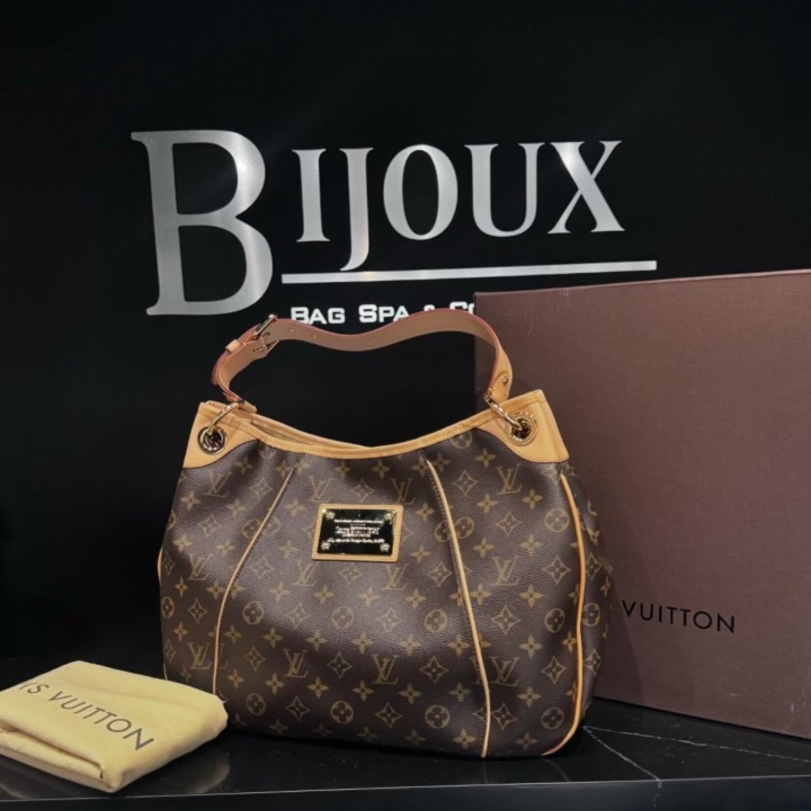 Louis Vuitton SOLD - Louis Vuitton Galliera PM