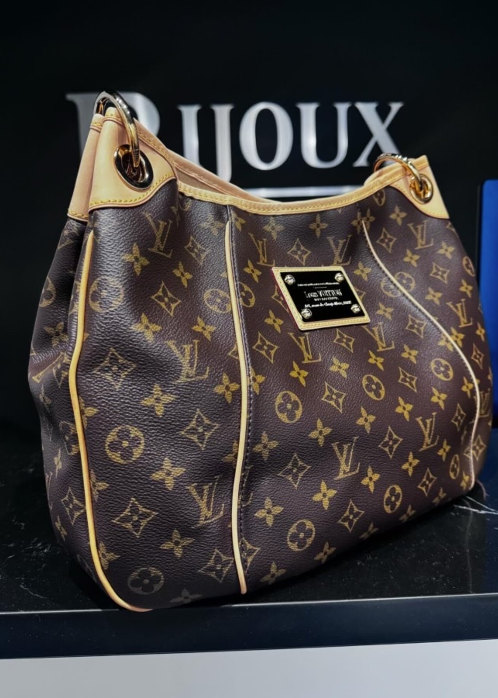 Louis Vuitton SOLD - Louis Vuitton Galliera PM