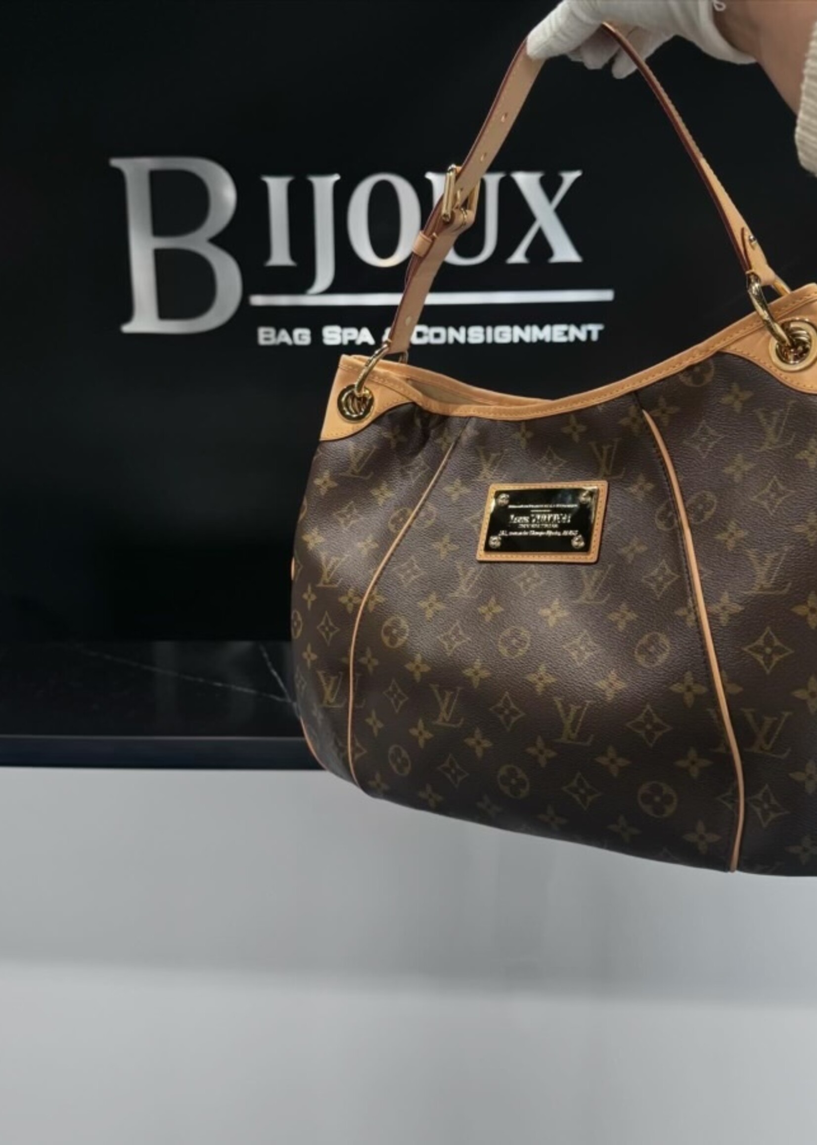 Louis Vuitton SOLD - Louis Vuitton Galliera PM