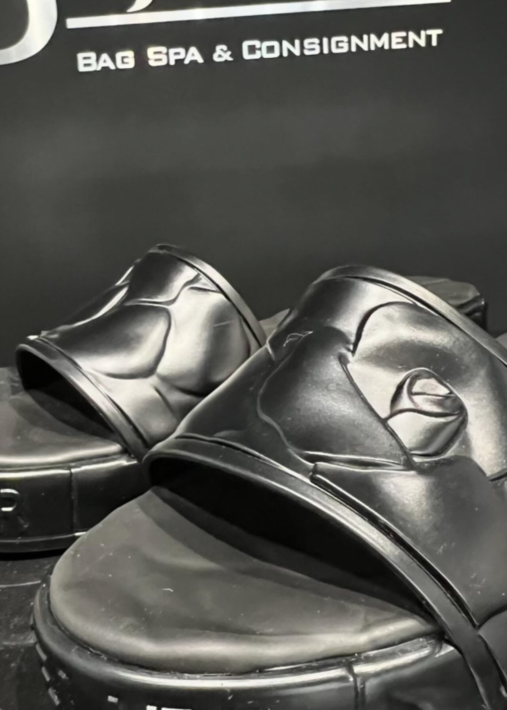 Valentino Valentino Garavani Rubber Atelier Slides- 40