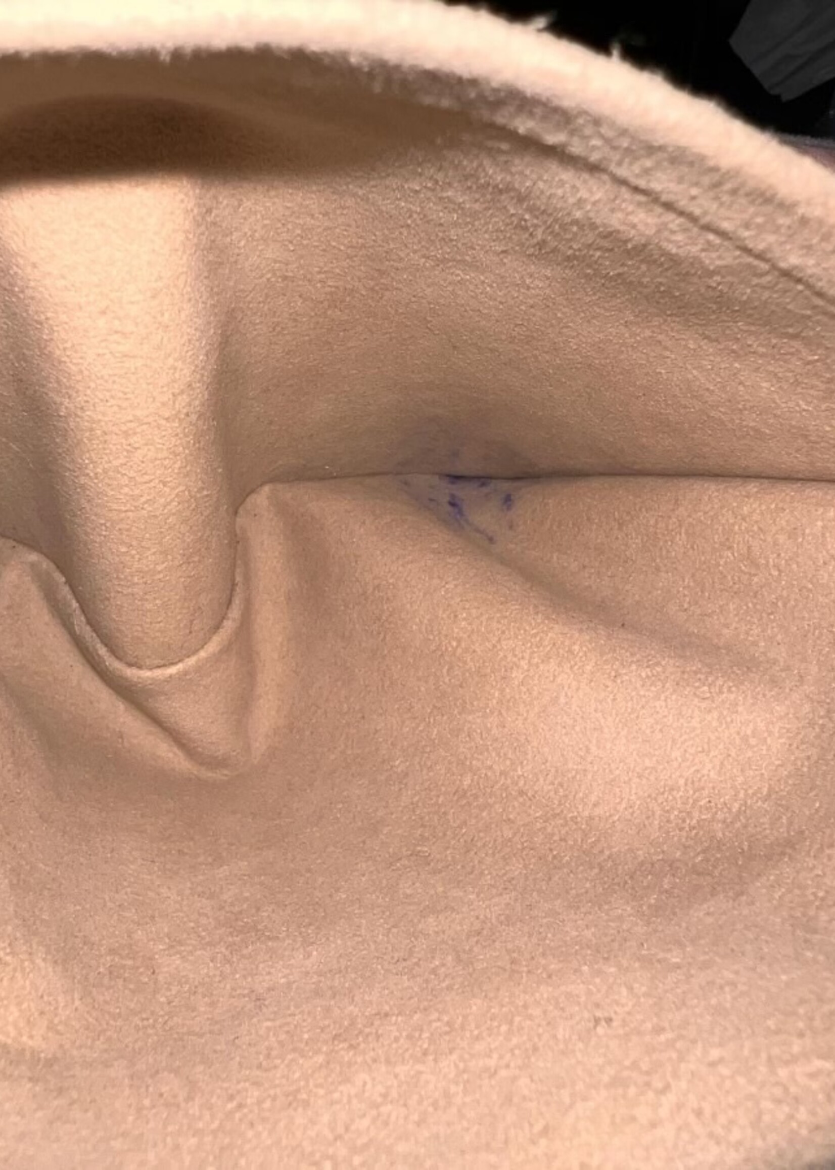 Louis Vuitton SOLD- Louis Vuitton Neo Cabby MM