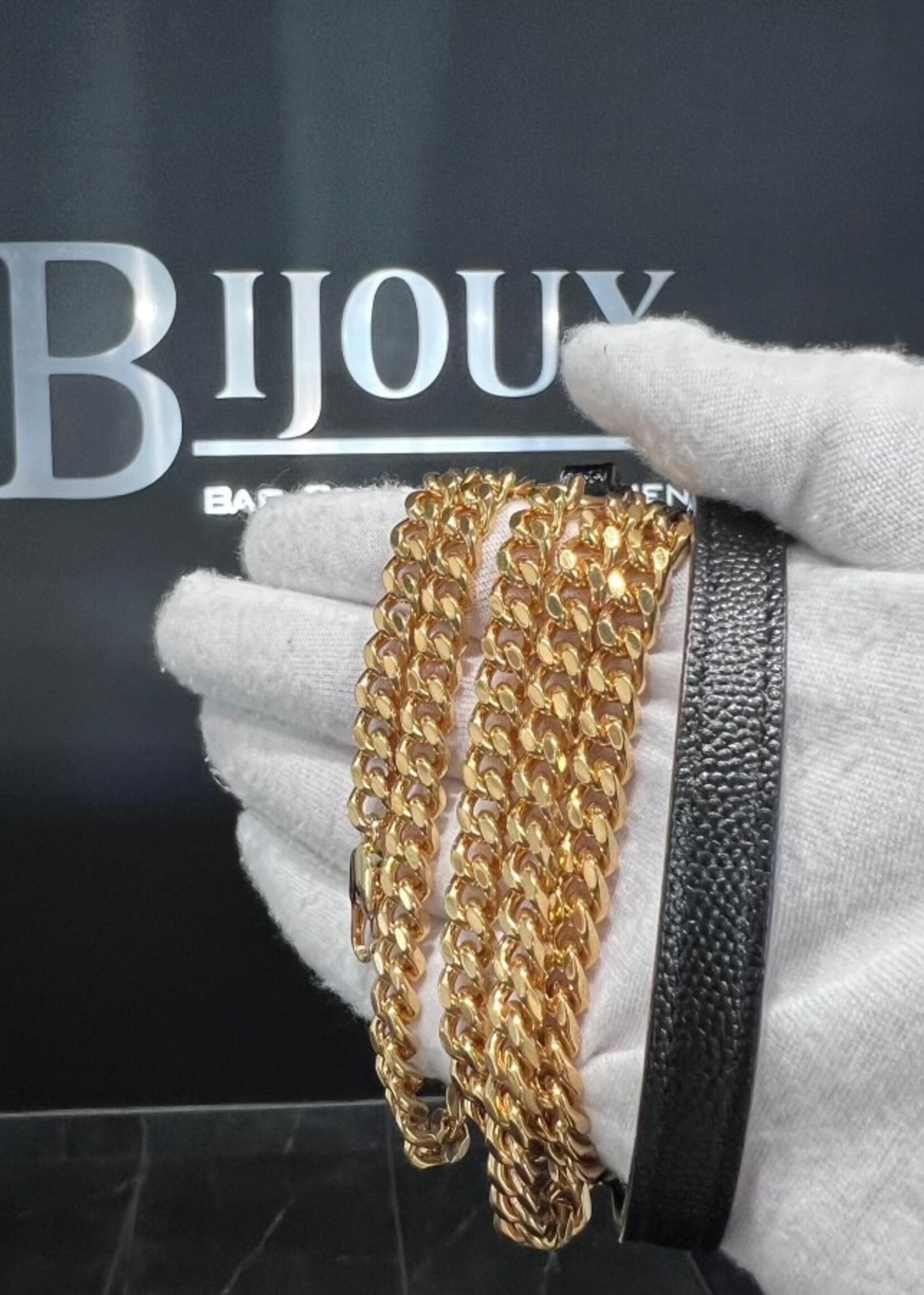 Saint Laurent SOLD - Saint Laurent Cassandre WOC