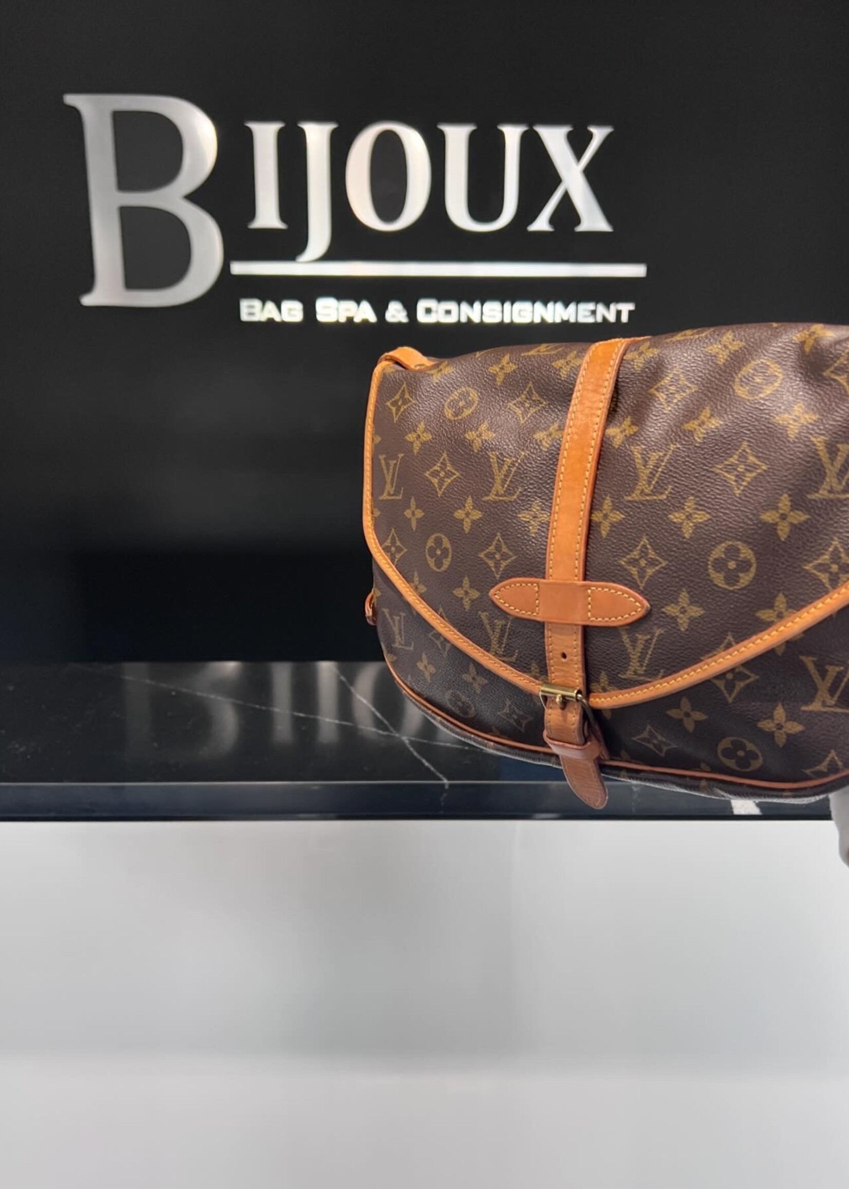 Louis Vuitton SOLD- Louis Vuitton Saumur