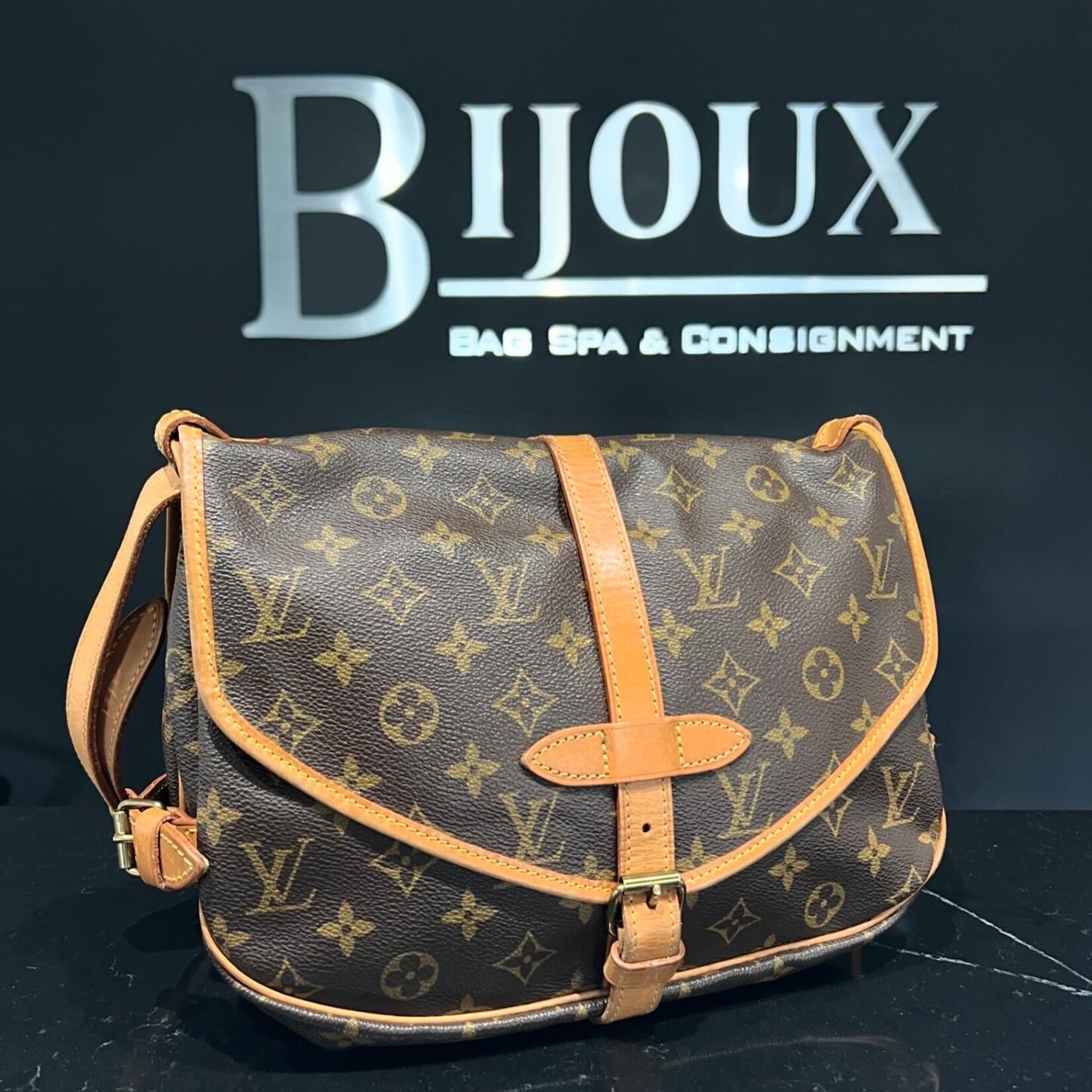 Louis Vuitton SOLD- Louis Vuitton Saumur