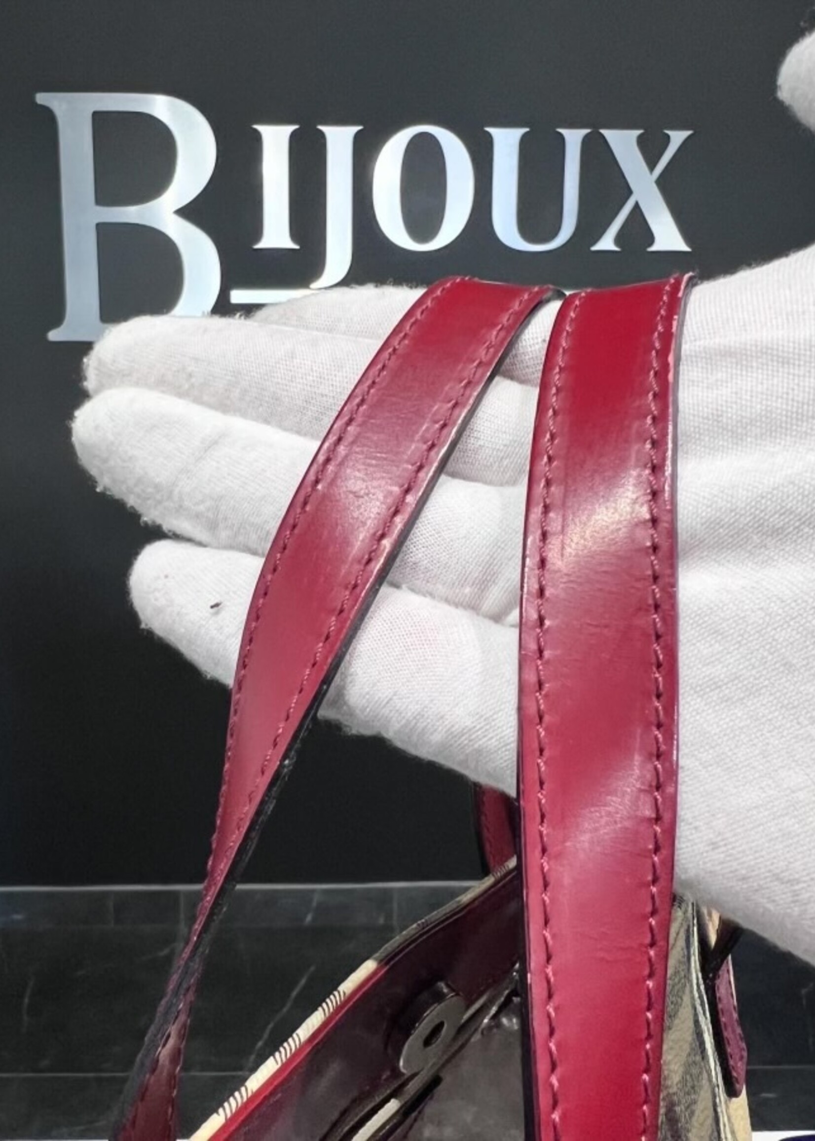 Burberry SOLD - Burberry Haymarket Check Tote