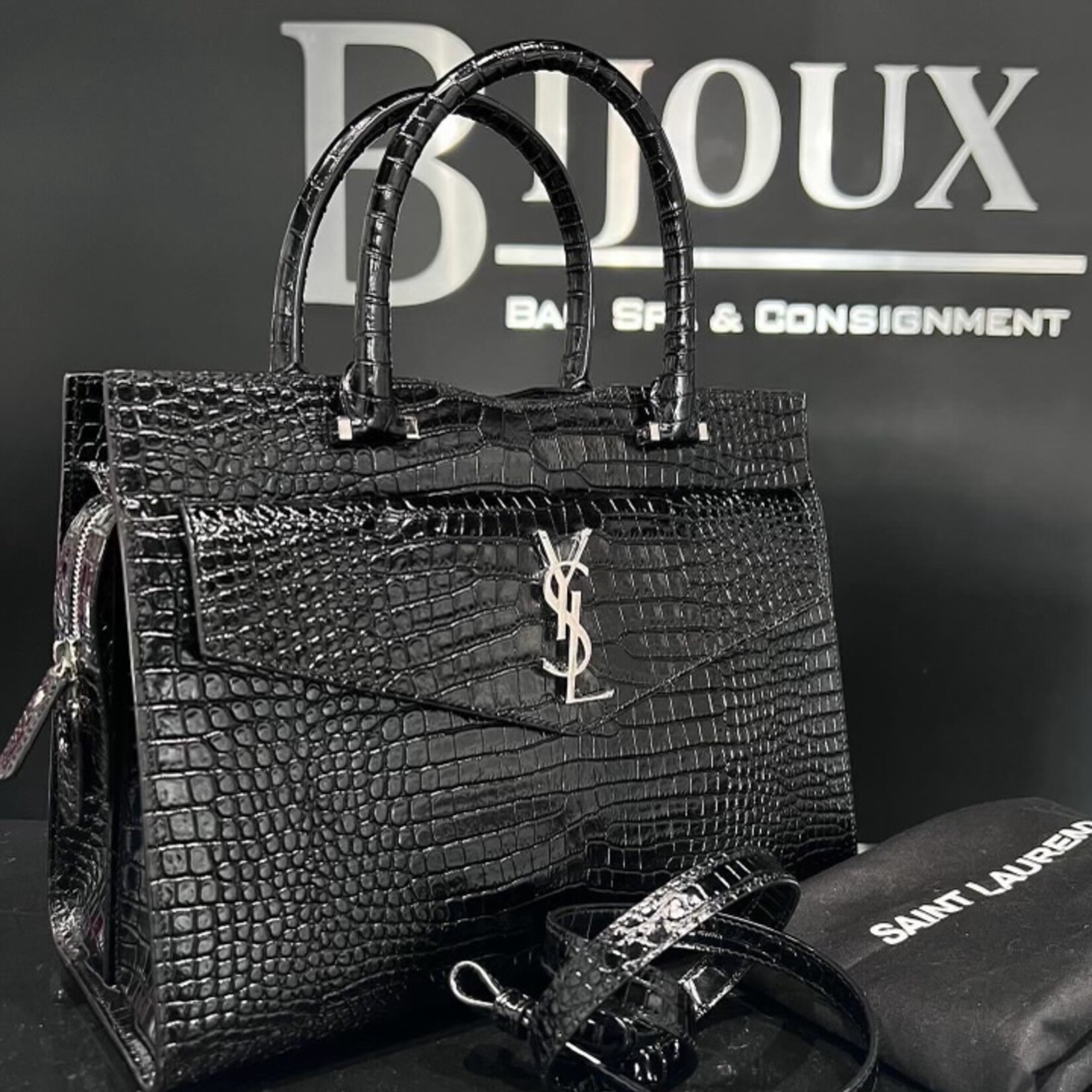 Saint Laurent Medium Uptown Tote Bijoux Bag Spa Consignment