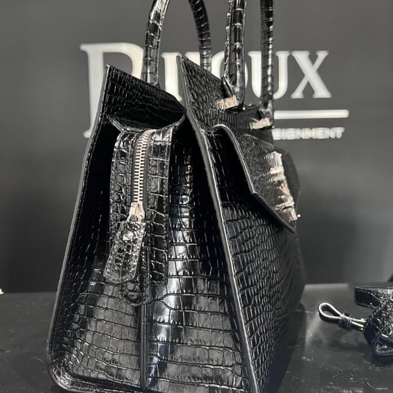 Saint Laurent Medium Uptown Tote Bijoux Bag Spa Consignment