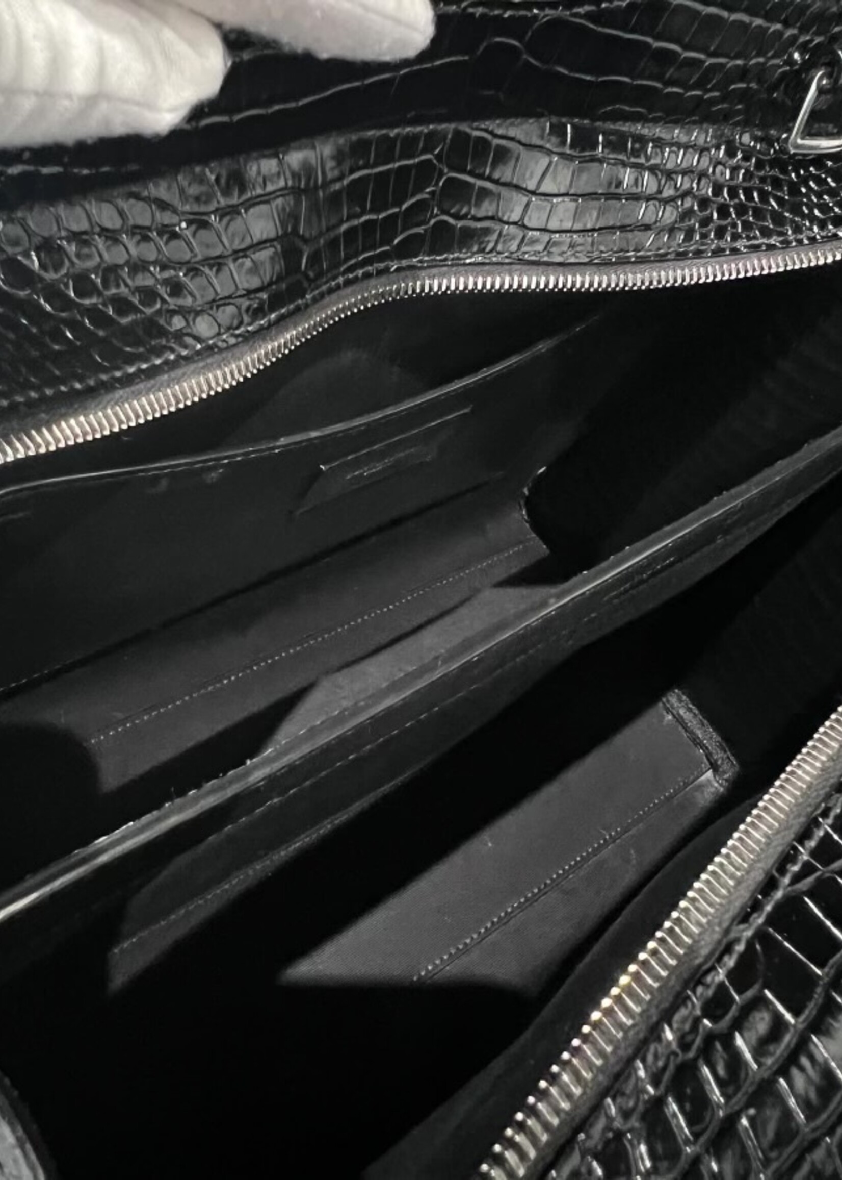 Saint Laurent SOLD- Saint Laurent Medium Uptown Tote